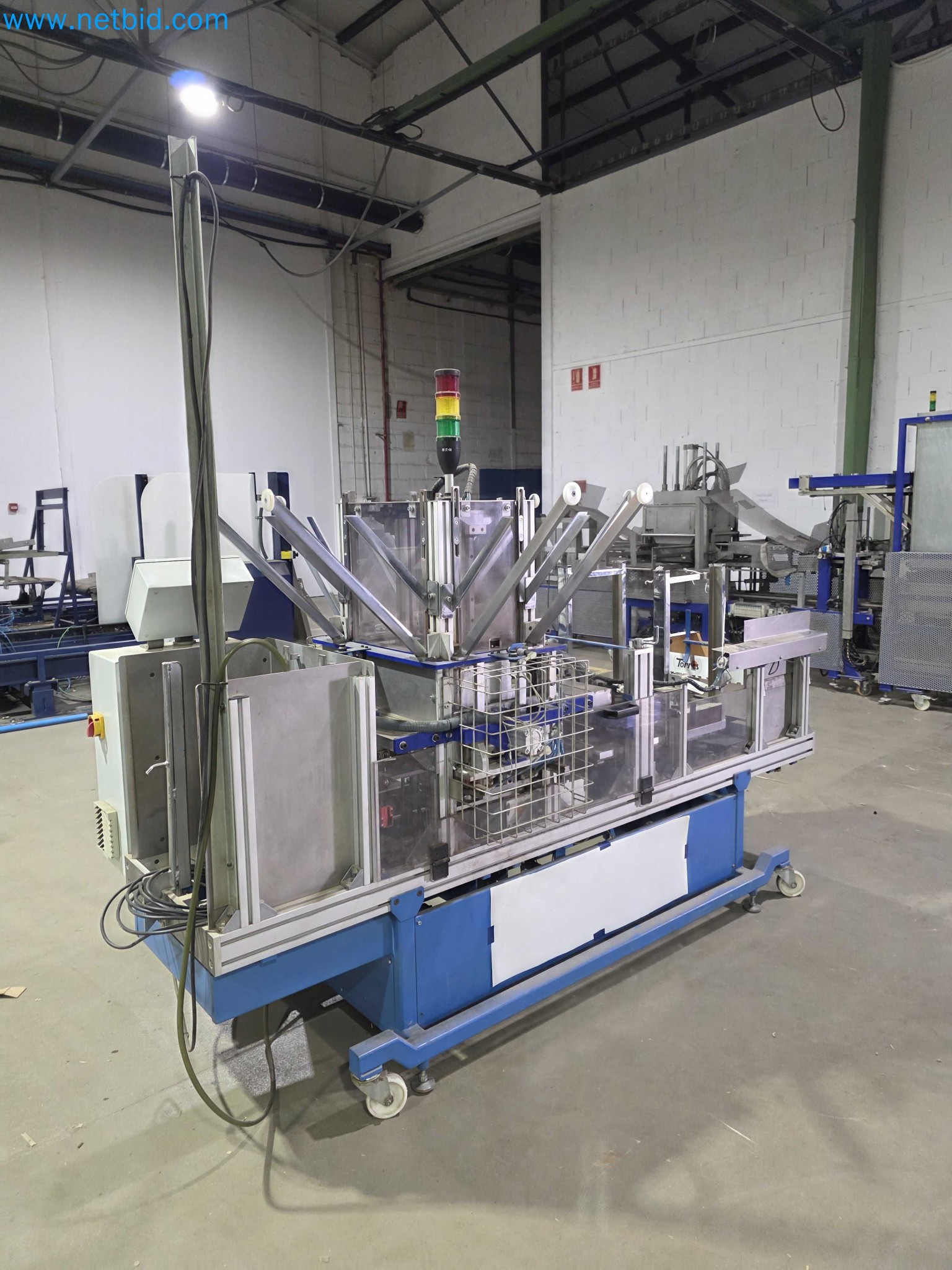 Likvidace podniku - Použité balicí stroje na balení ovoce a zeleniny (výrobní linka MDF)-2