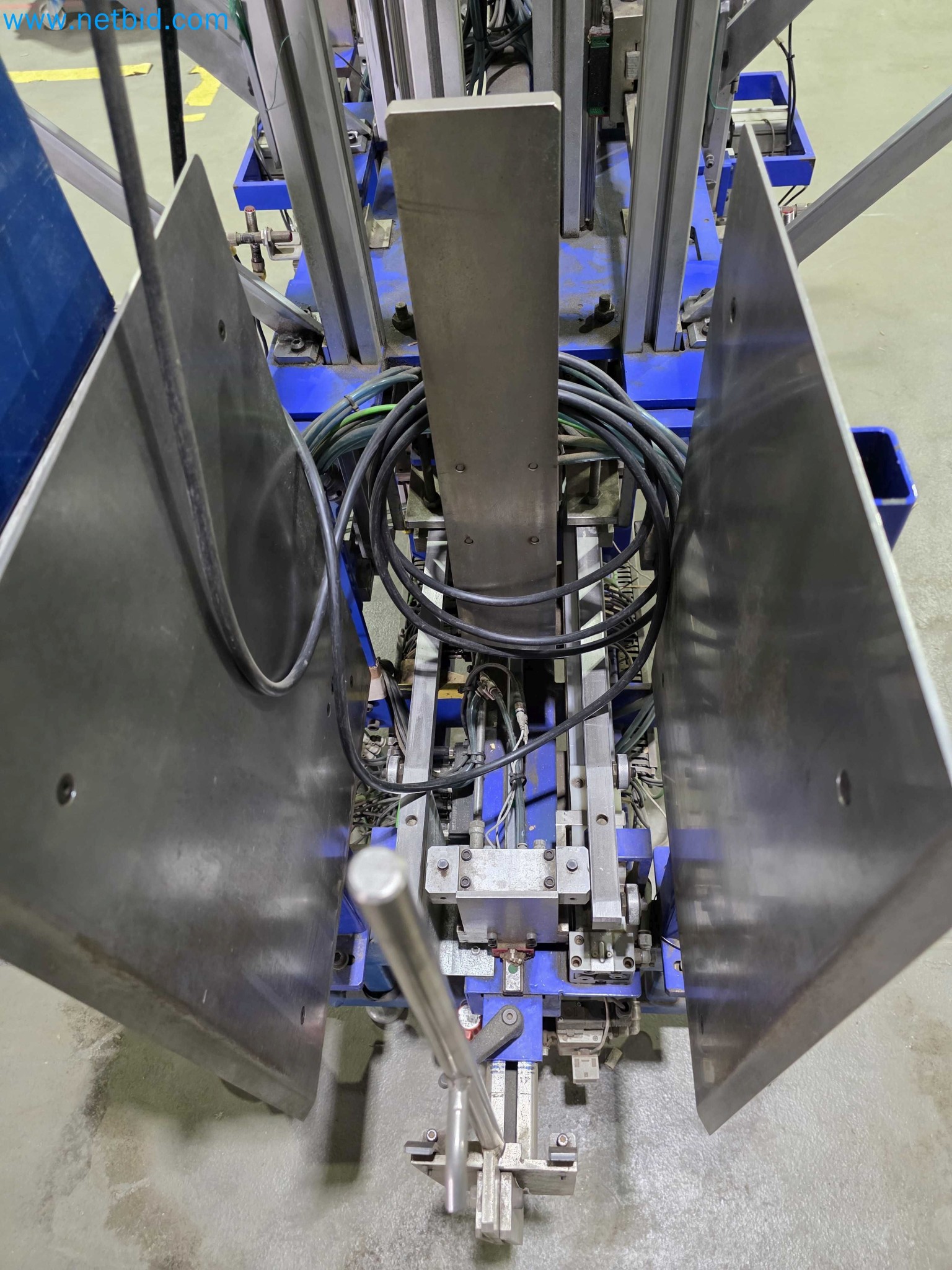 Likvidace podniku - Použité balicí stroje na balení ovoce a zeleniny (výrobní linka MDF)-13