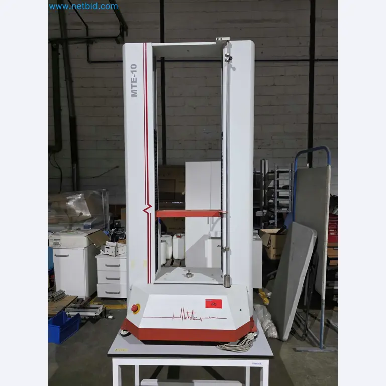 Likvidace podniku - Použité balicí stroje na balení ovoce a zeleniny (výrobní linka MDF)-1