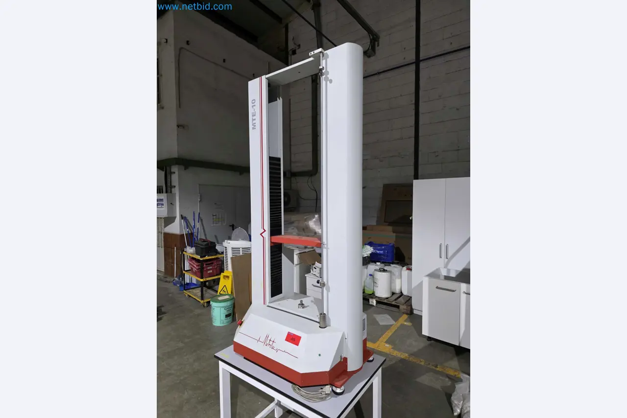 Likvidace podniku - Použité balicí stroje na balení ovoce a zeleniny (výrobní linka MDF)-2