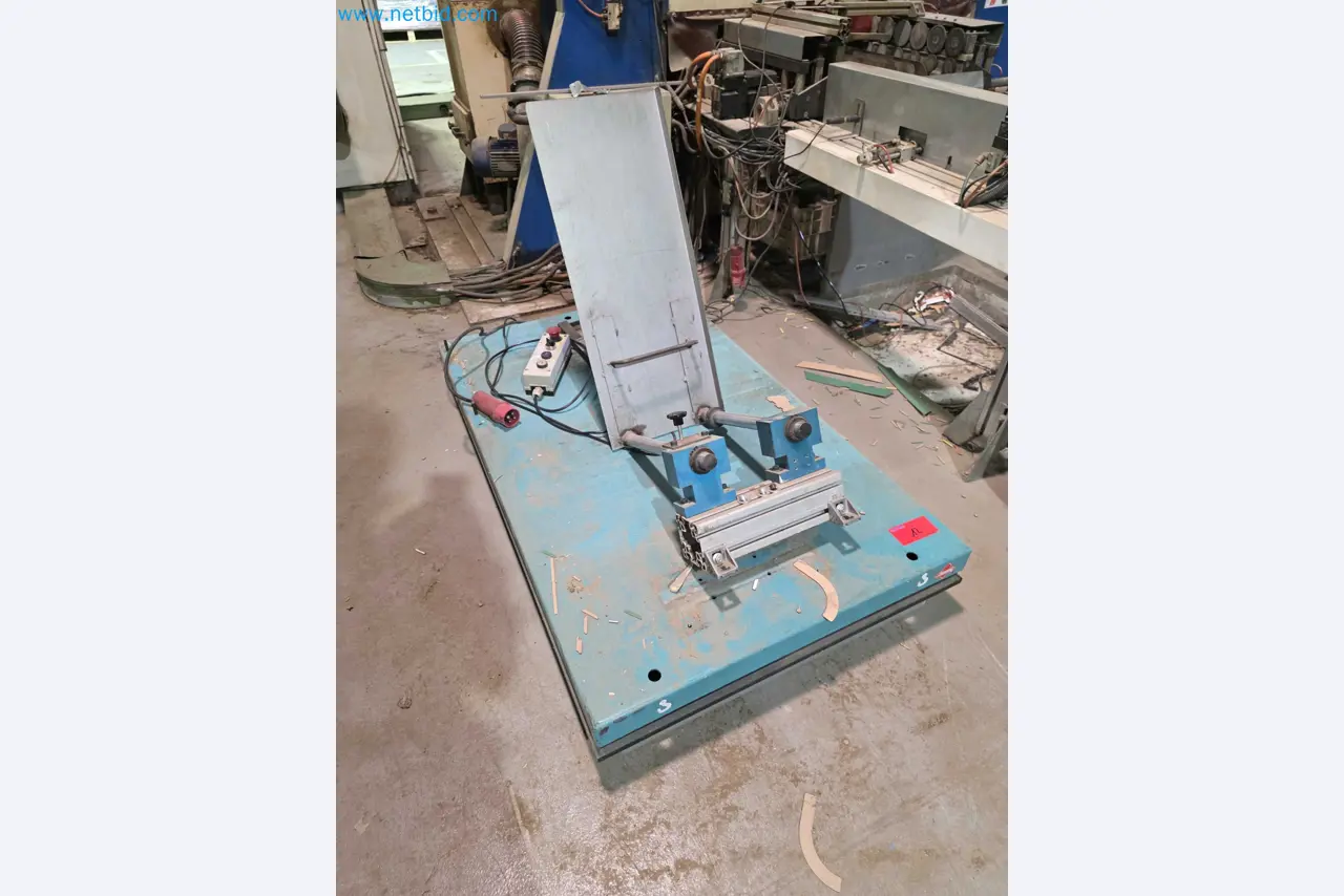 Likvidace podniku - Použité balicí stroje na balení ovoce a zeleniny (výrobní linka MDF)-1