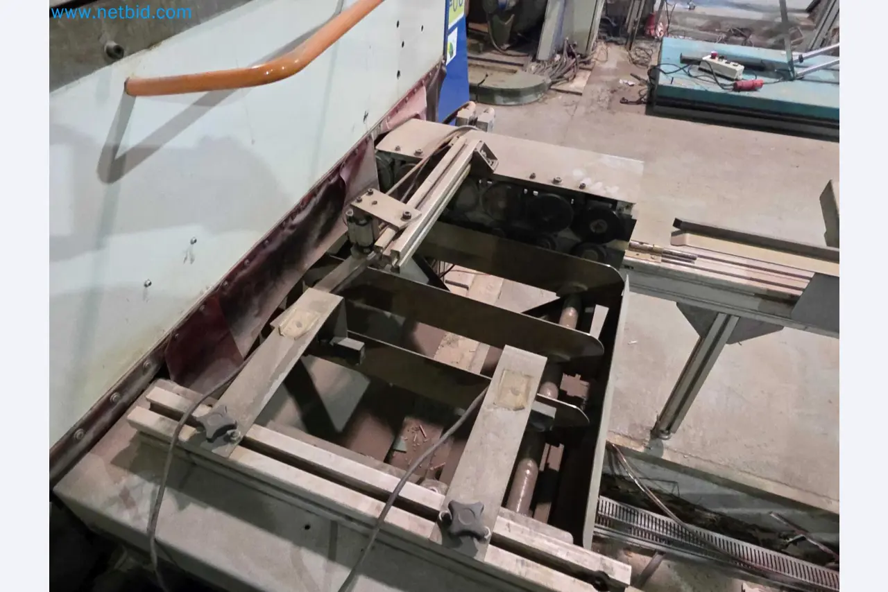 Likvidace podniku - Použité balicí stroje na balení ovoce a zeleniny (výrobní linka MDF)-5