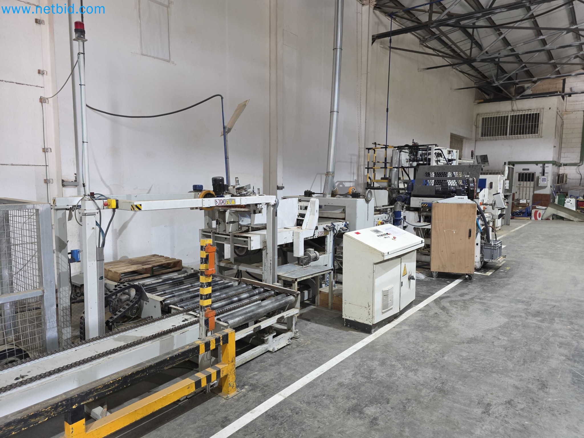 Likvidace podniku - Použité balicí stroje na balení ovoce a zeleniny (výrobní linka MDF)-4