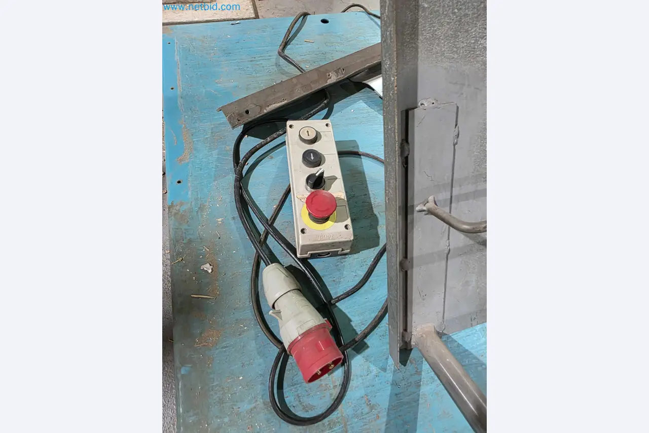 Likvidace podniku - Použité balicí stroje na balení ovoce a zeleniny (výrobní linka MDF)-8