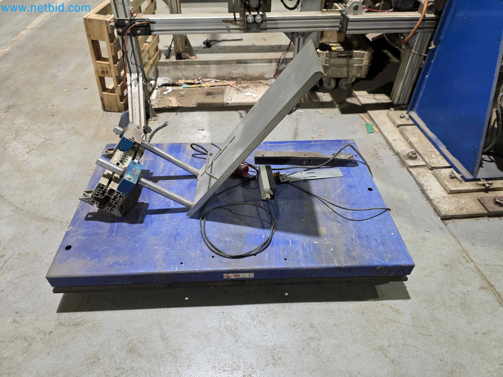 Likvidace podniku - Použité balicí stroje na balení ovoce a zeleniny (výrobní linka MDF)-4