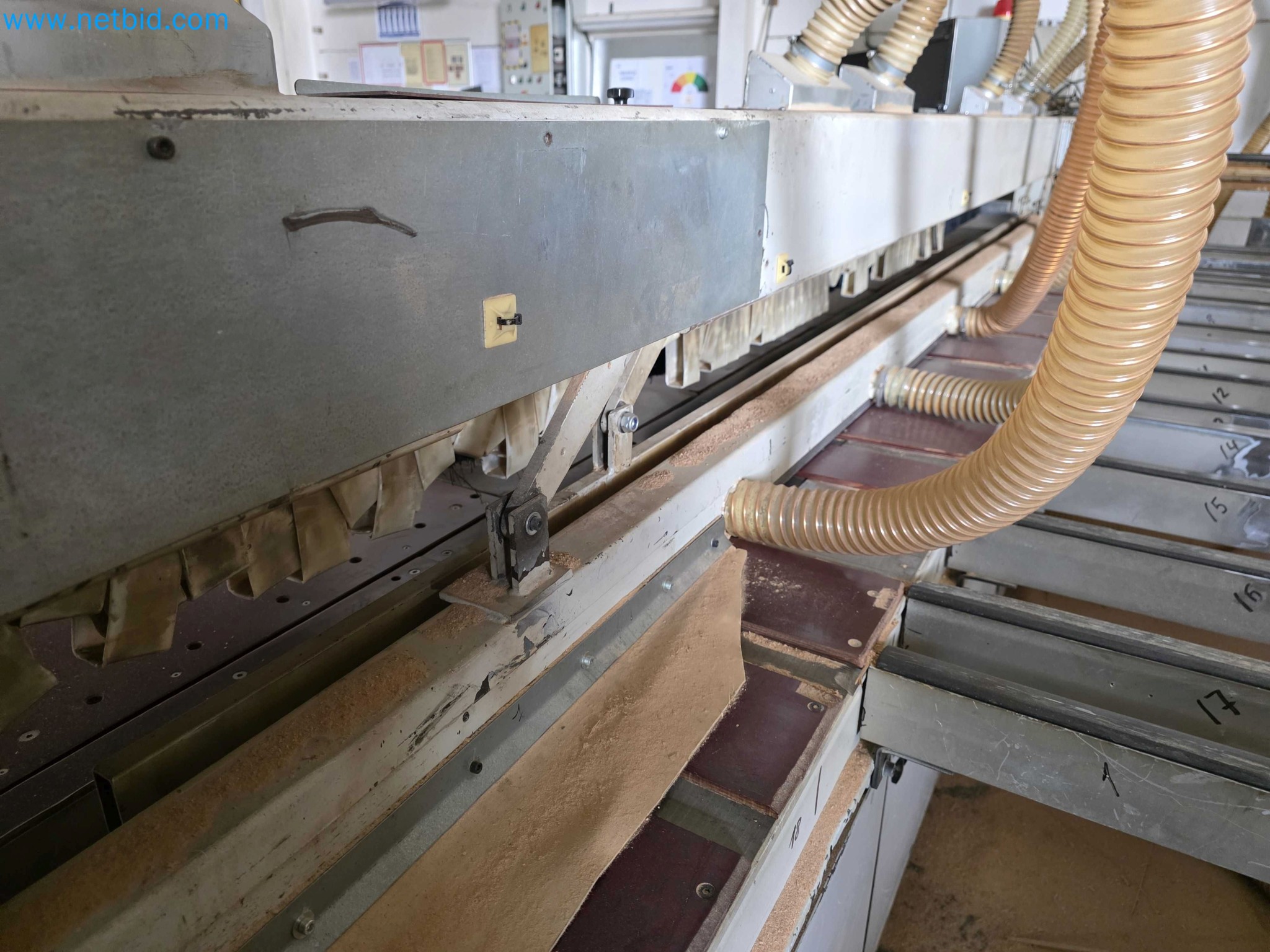 Likvidace podniku - Použité balicí stroje na balení ovoce a zeleniny (výrobní linka MDF)-11