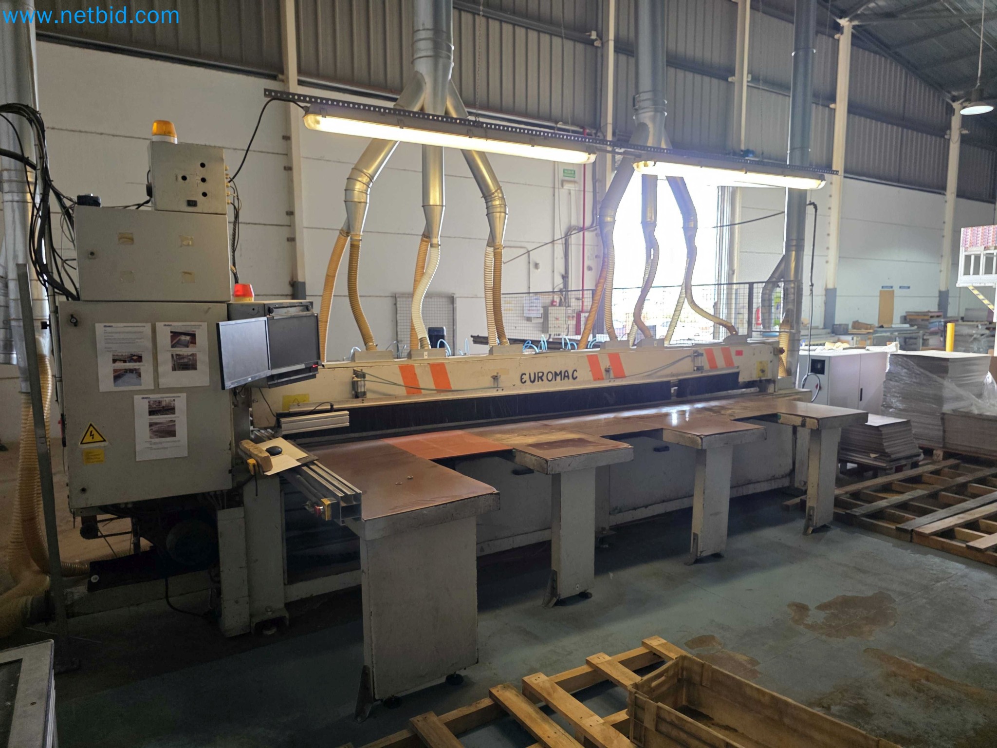 Likvidace podniku - Použité balicí stroje na balení ovoce a zeleniny (výrobní linka MDF)-3