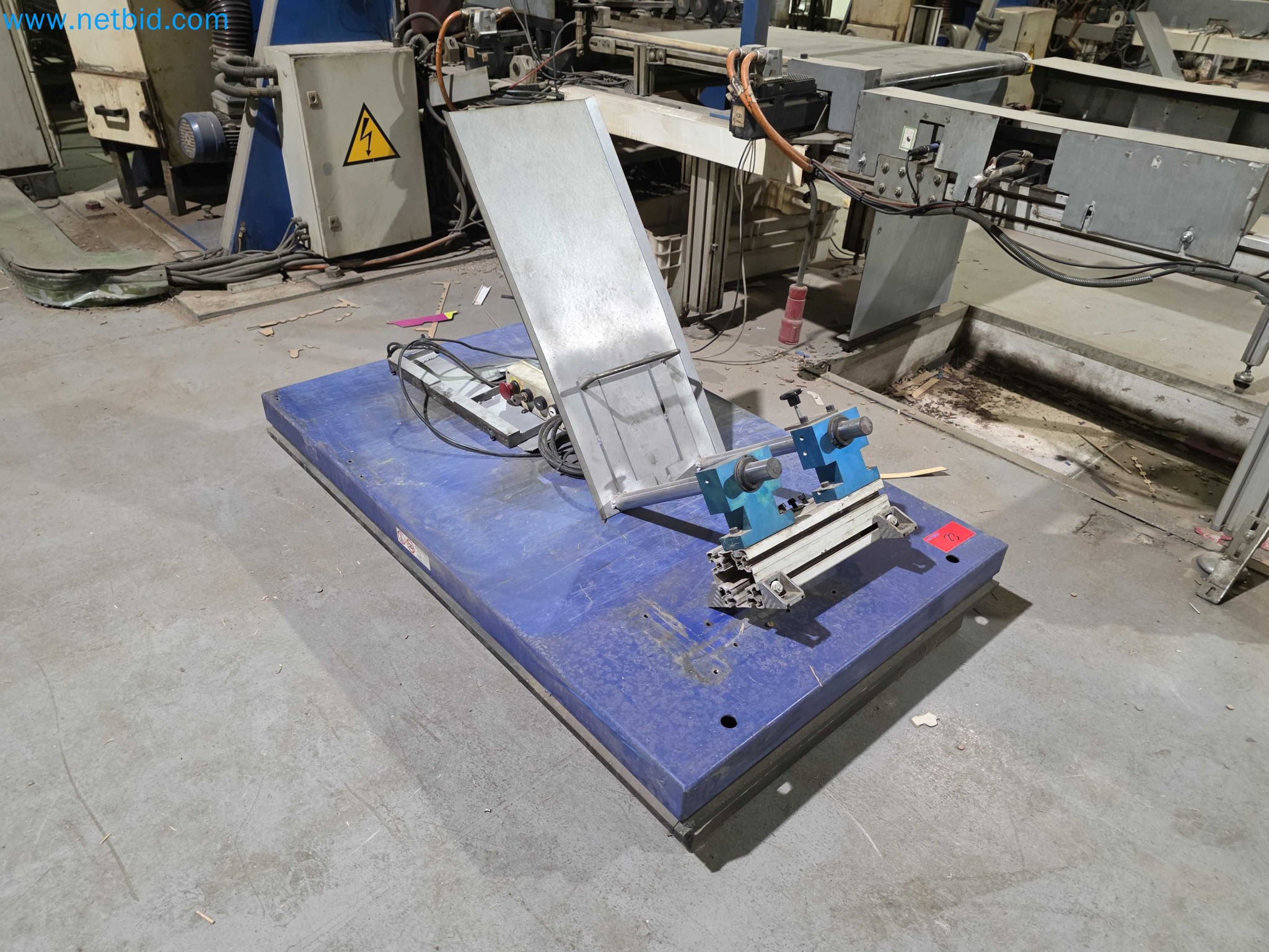 Likvidace podniku - Použité balicí stroje na balení ovoce a zeleniny (výrobní linka MDF)-1