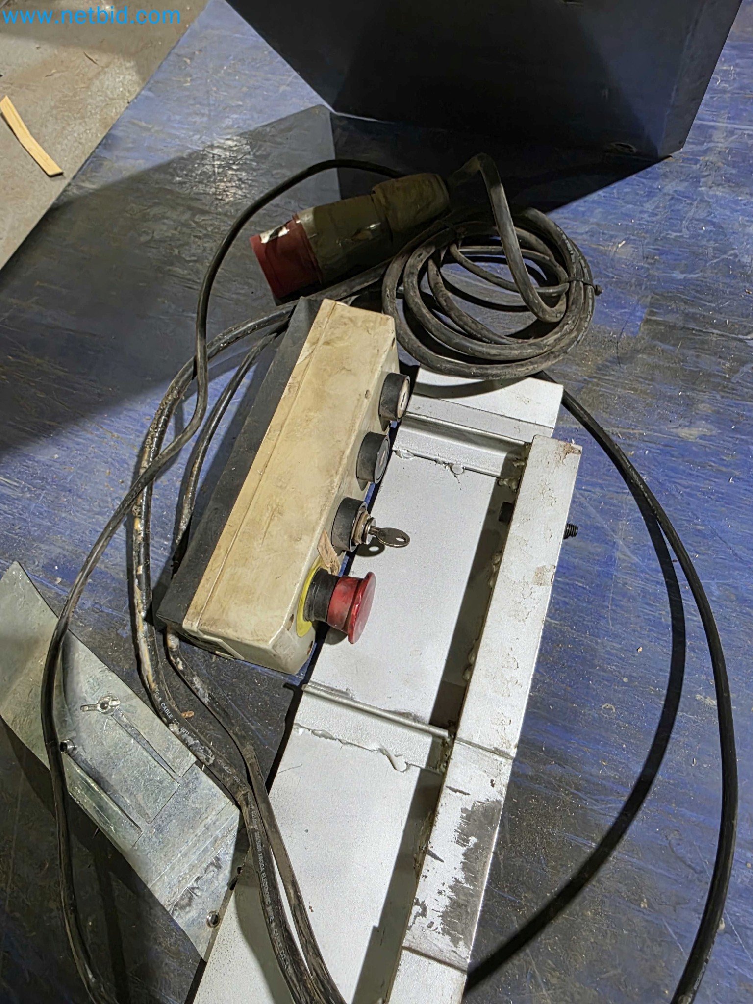 Likvidace podniku - Použité balicí stroje na balení ovoce a zeleniny (výrobní linka MDF)-7