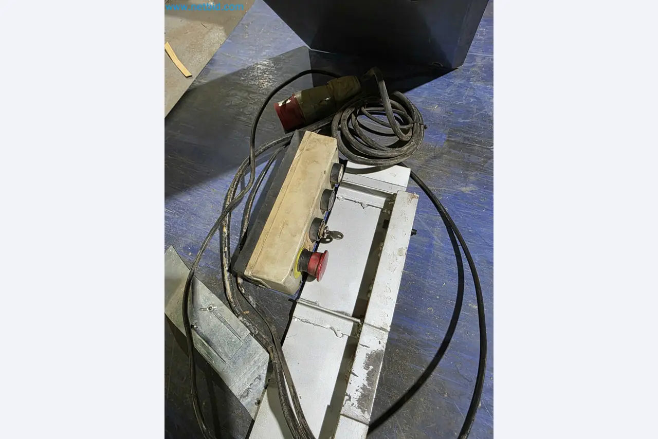 Likvidace podniku - Použité balicí stroje na balení ovoce a zeleniny (výrobní linka MDF)-7