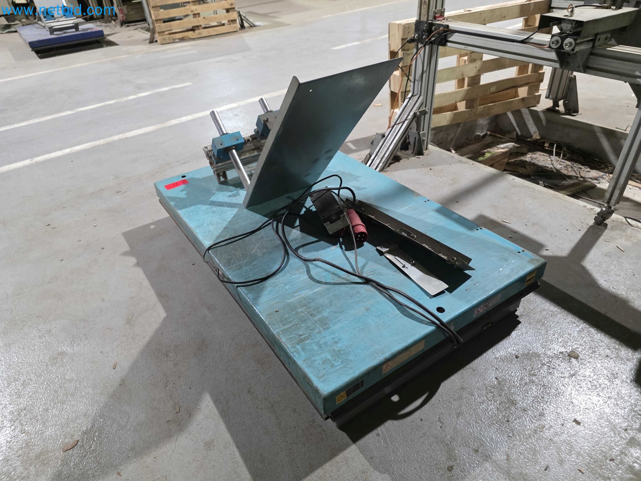 Likvidace podniku - Použité balicí stroje na balení ovoce a zeleniny (výrobní linka MDF)-4