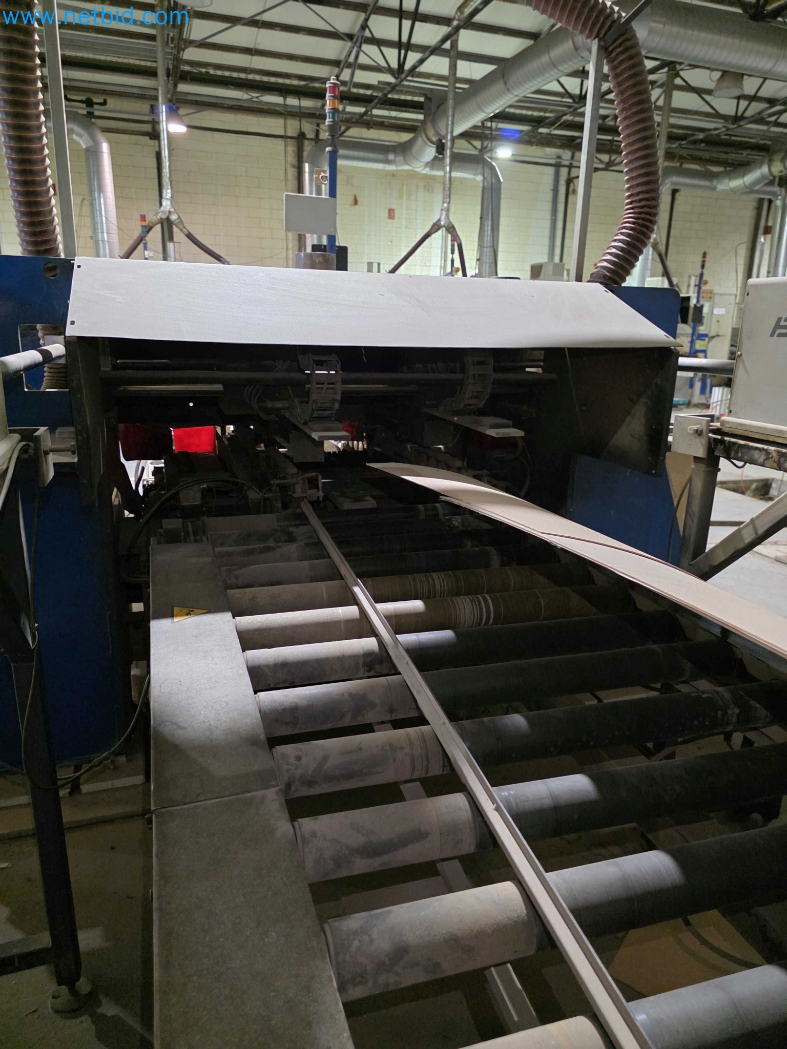 Liquidação de empresas - Máquinas de embalagem usadas para embalagem de frutas e legumes (linha de produção de MDF)-17