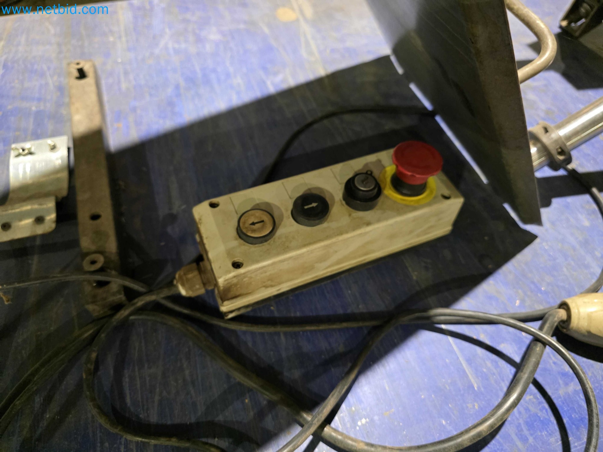 Liquidação de empresas - Máquinas de embalagem usadas para embalagem de frutas e legumes (linha de produção de MDF)-5