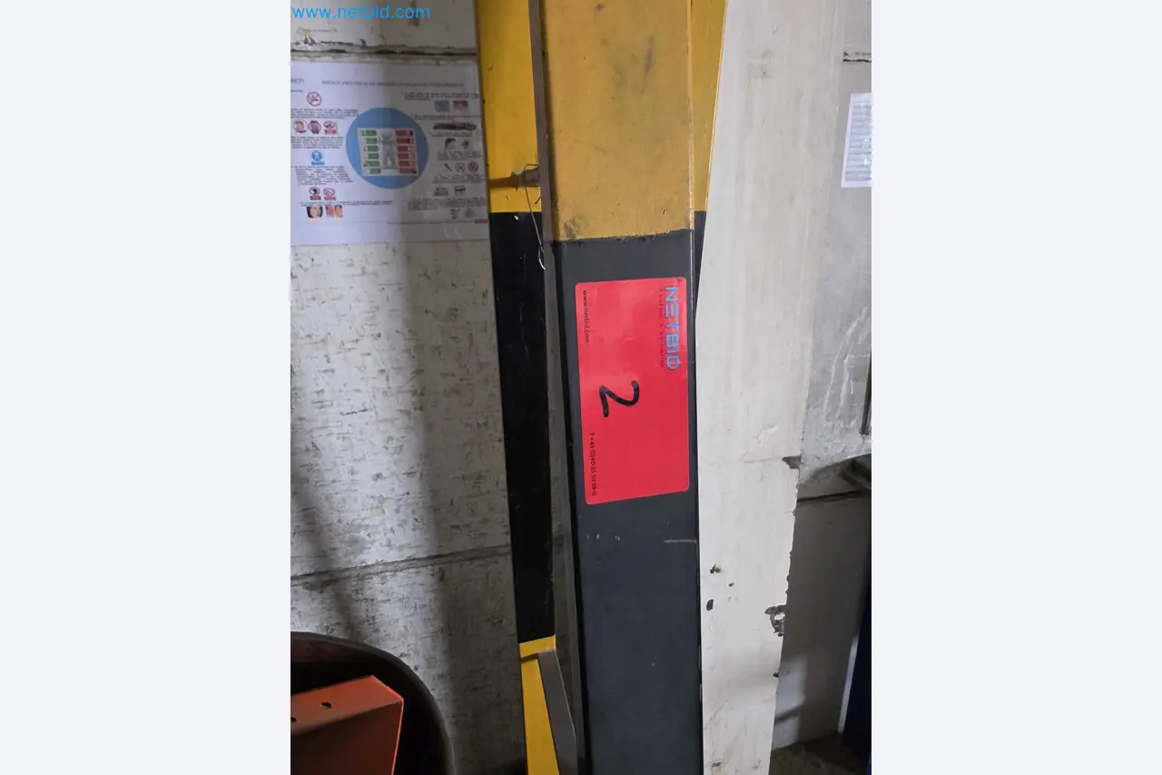 Likvidace podniku - Použité balicí stroje na balení ovoce a zeleniny (výrobní linka MDF)-4