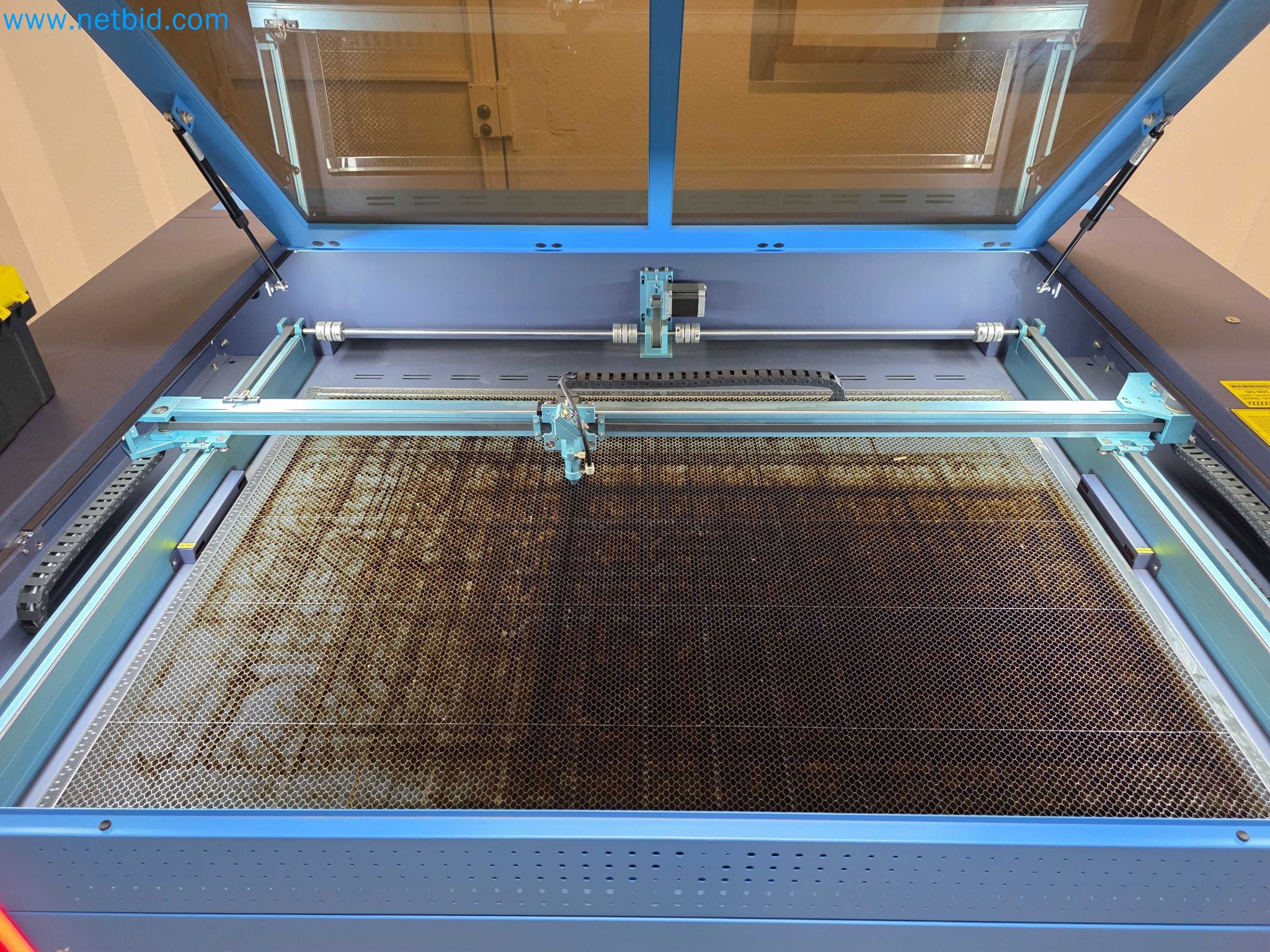 Liquidação de empresas - Máquinas de embalagem usadas para embalagem de frutas e legumes (linha de produção de MDF)-11