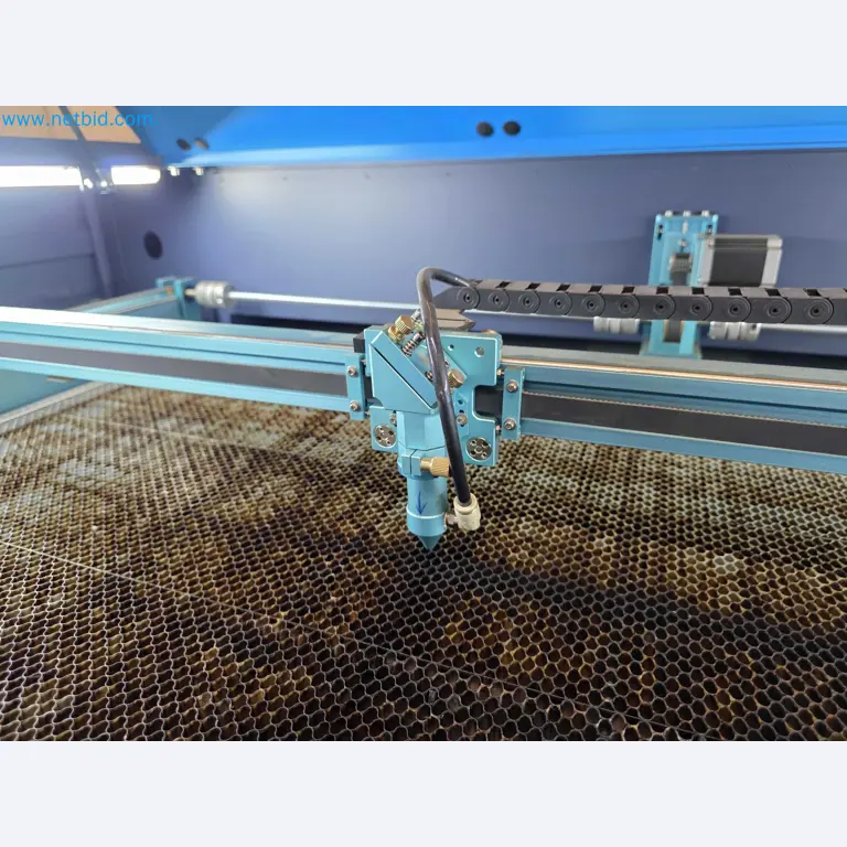 Liquidação de empresas - Máquinas de embalagem usadas para embalagem de frutas e legumes (linha de produção de MDF)-12