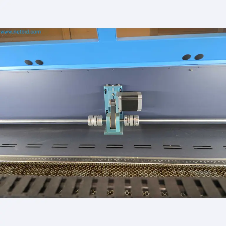 Liquidação de empresas - Máquinas de embalagem usadas para embalagem de frutas e legumes (linha de produção de MDF)-13