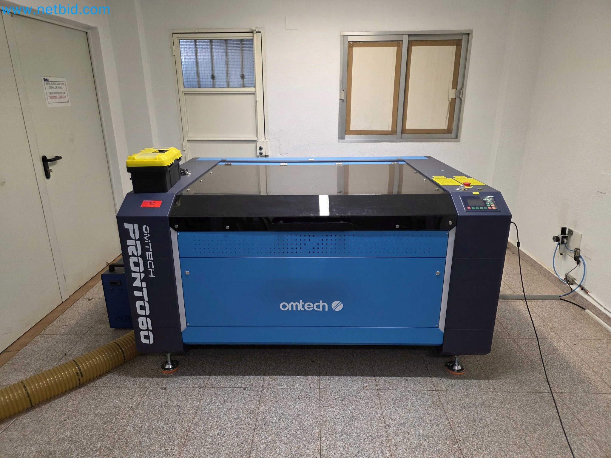 Liquidação de empresas - Máquinas de embalagem usadas para embalagem de frutas e legumes (linha de produção de MDF)-1