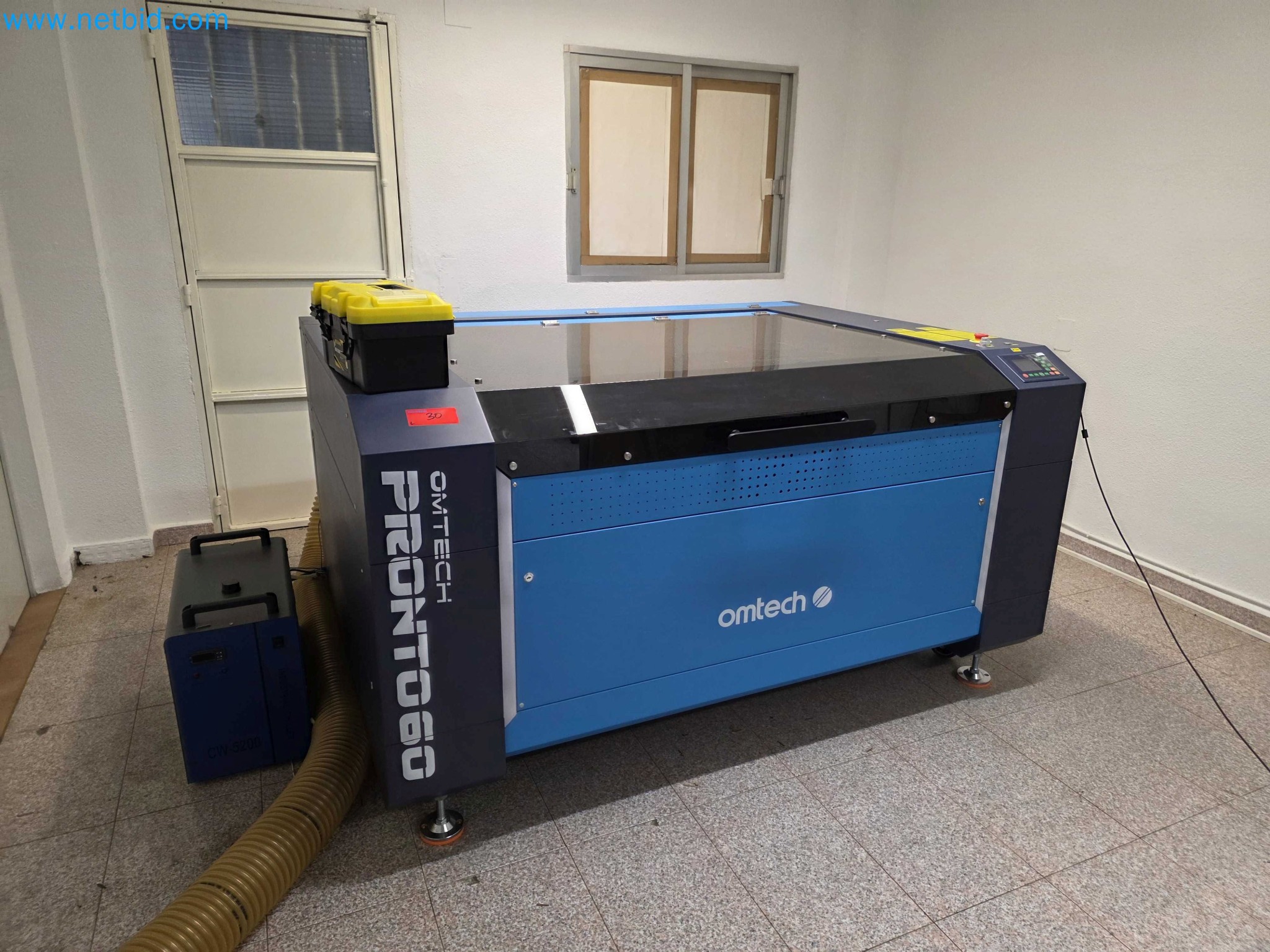 Liquidação de empresas - Máquinas de embalagem usadas para embalagem de frutas e legumes (linha de produção de MDF)-2