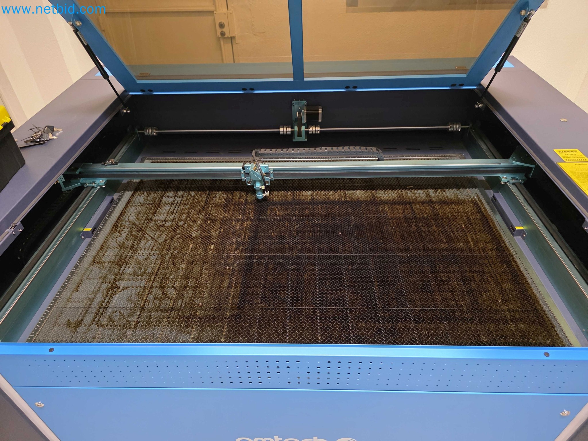 Liquidação de empresas - Máquinas de embalagem usadas para embalagem de frutas e legumes (linha de produção de MDF)-4