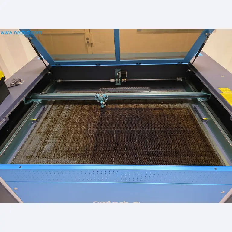 Liquidação de empresas - Máquinas de embalagem usadas para embalagem de frutas e legumes (linha de produção de MDF)-4