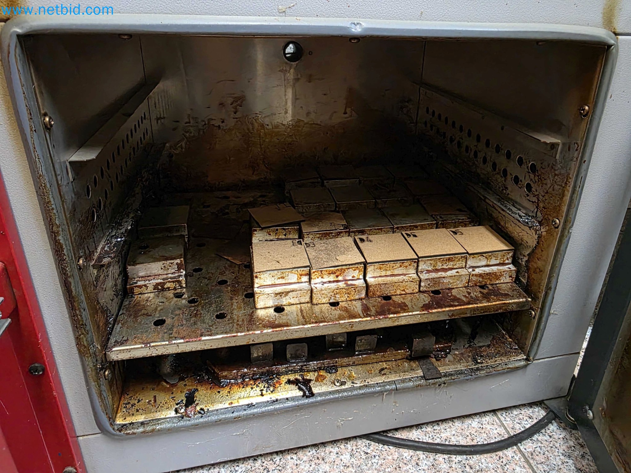 Liquidação de empresas - Máquinas de embalagem usadas para embalagem de frutas e legumes (linha de produção de MDF)-5