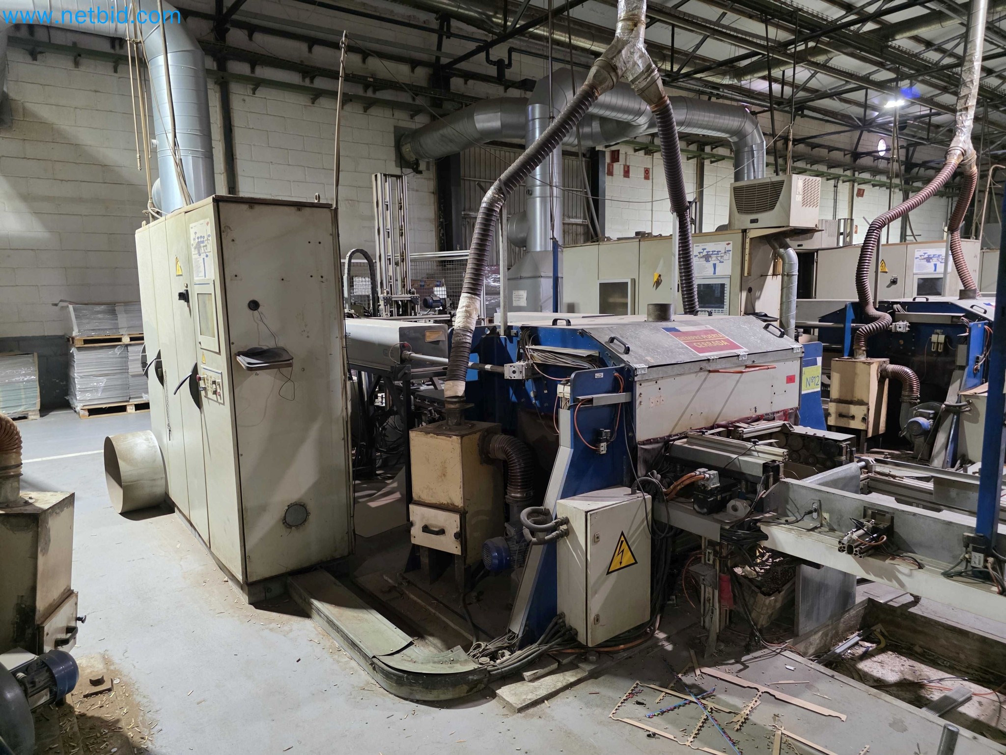 Liquidação de empresas - Máquinas de embalagem usadas para embalagem de frutas e legumes (linha de produção de MDF)-2