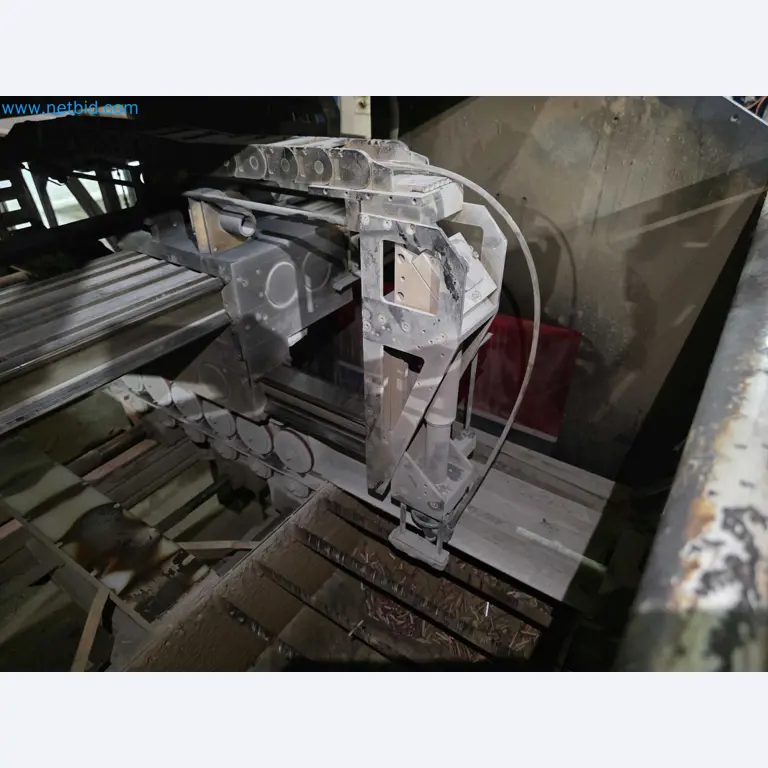 Liquidação de empresas - Máquinas de embalagem usadas para embalagem de frutas e legumes (linha de produção de MDF)-5