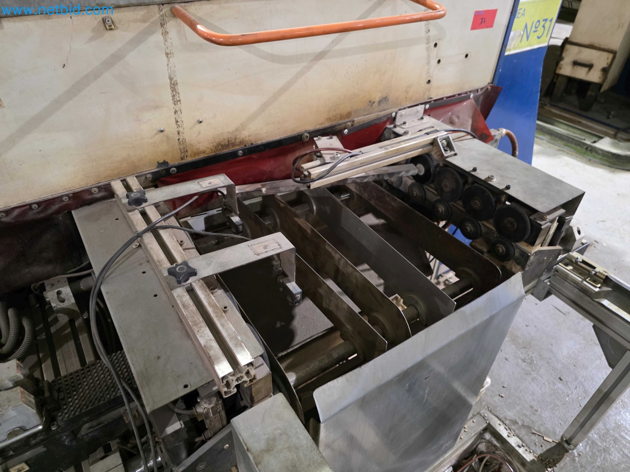 Liquidação de empresas - Máquinas de embalagem usadas para embalagem de frutas e legumes (linha de produção de MDF)-6