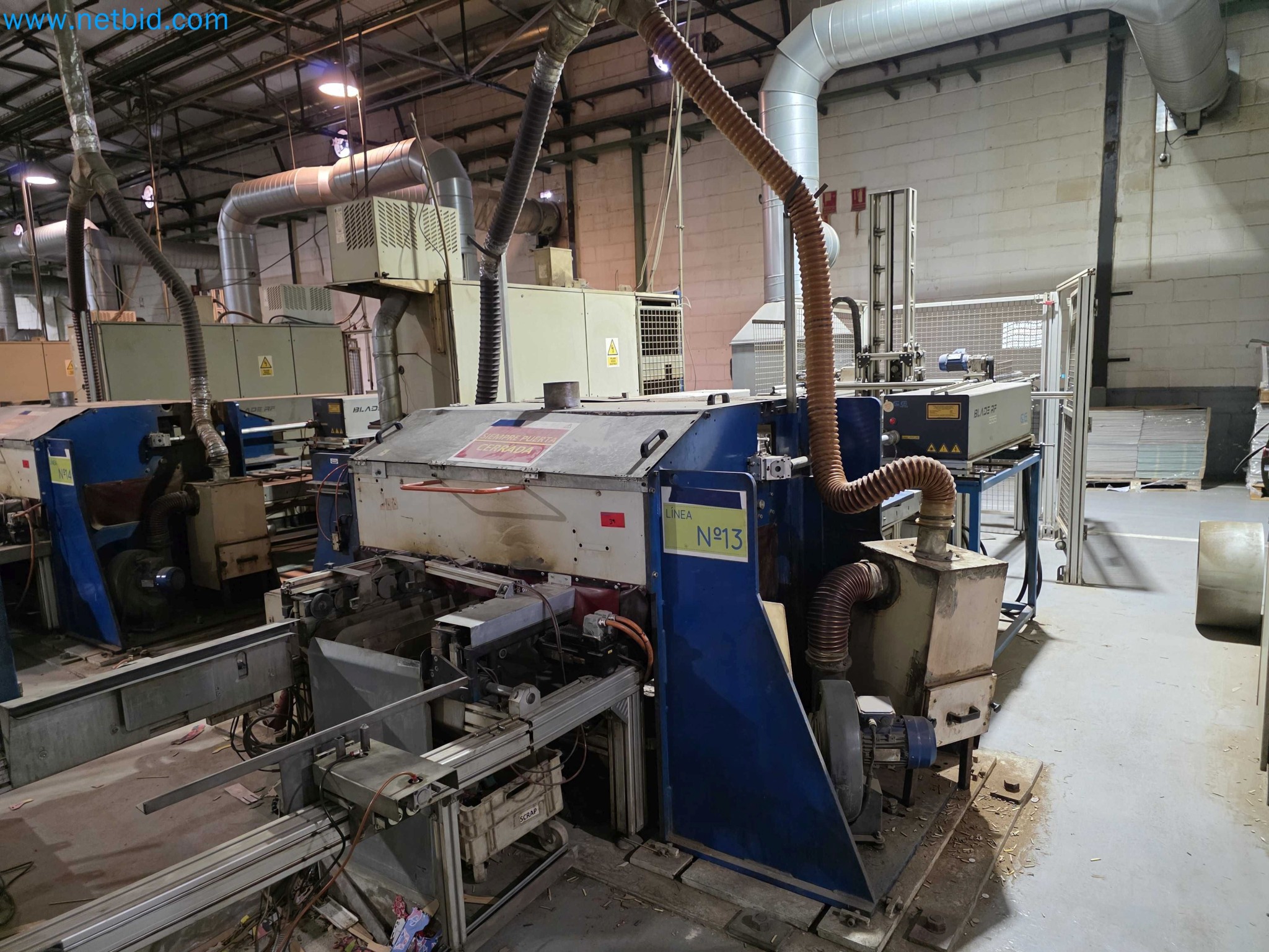 Liquidação de empresas - Máquinas de embalagem usadas para embalagem de frutas e legumes (linha de produção de MDF)-2