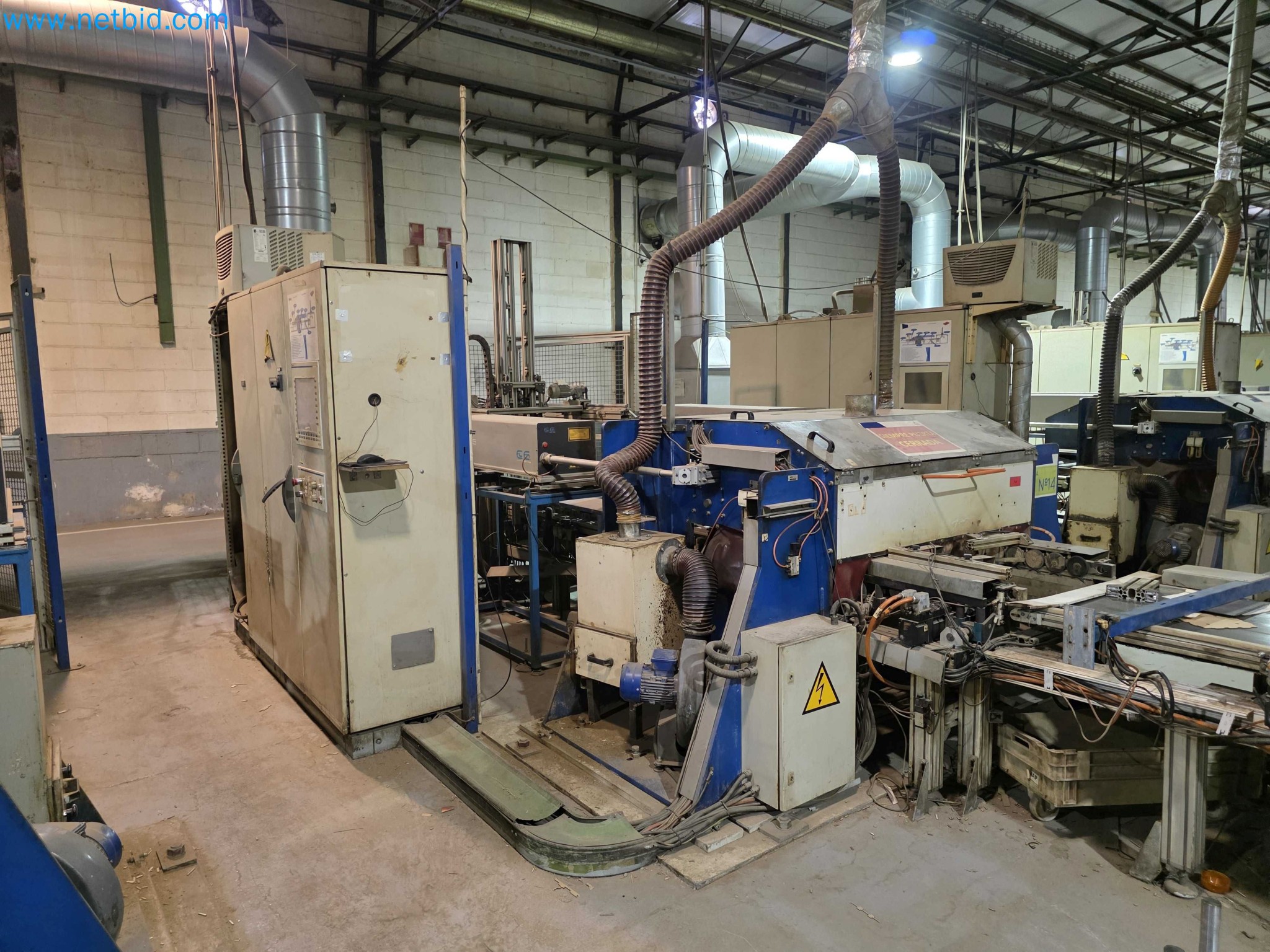 Liquidação de empresas - Máquinas de embalagem usadas para embalagem de frutas e legumes (linha de produção de MDF)-3