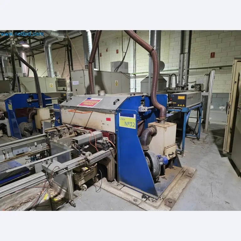 Liquidação de empresas - Máquinas de embalagem usadas para embalagem de frutas e legumes (linha de produção de MDF)-1