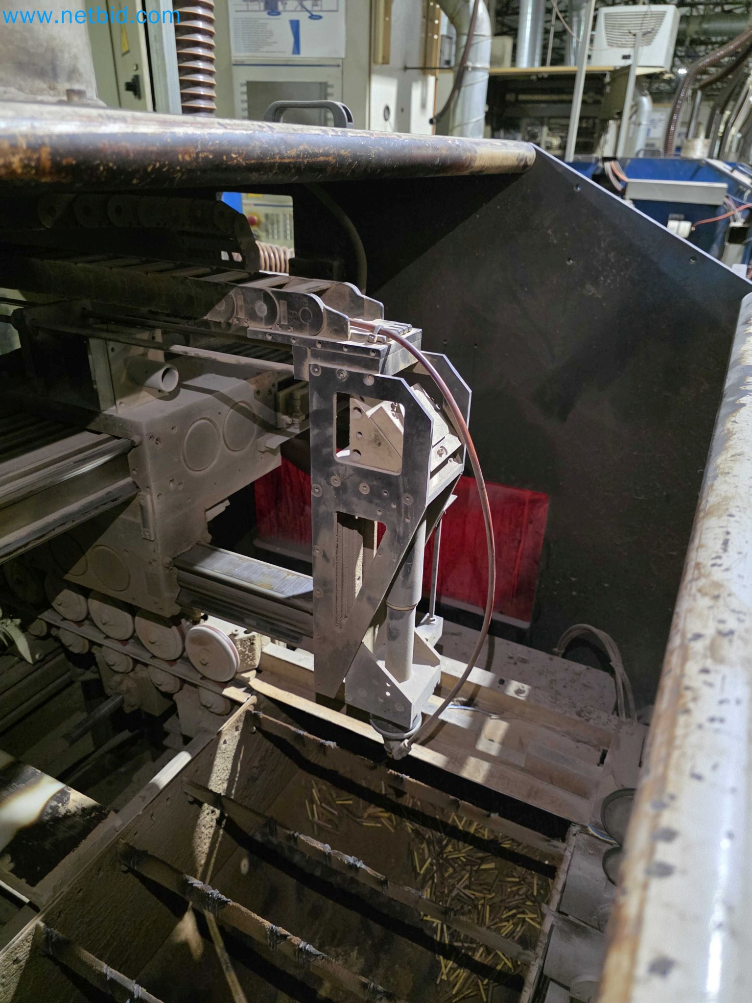 Liquidação de empresas - Máquinas de embalagem usadas para embalagem de frutas e legumes (linha de produção de MDF)-6