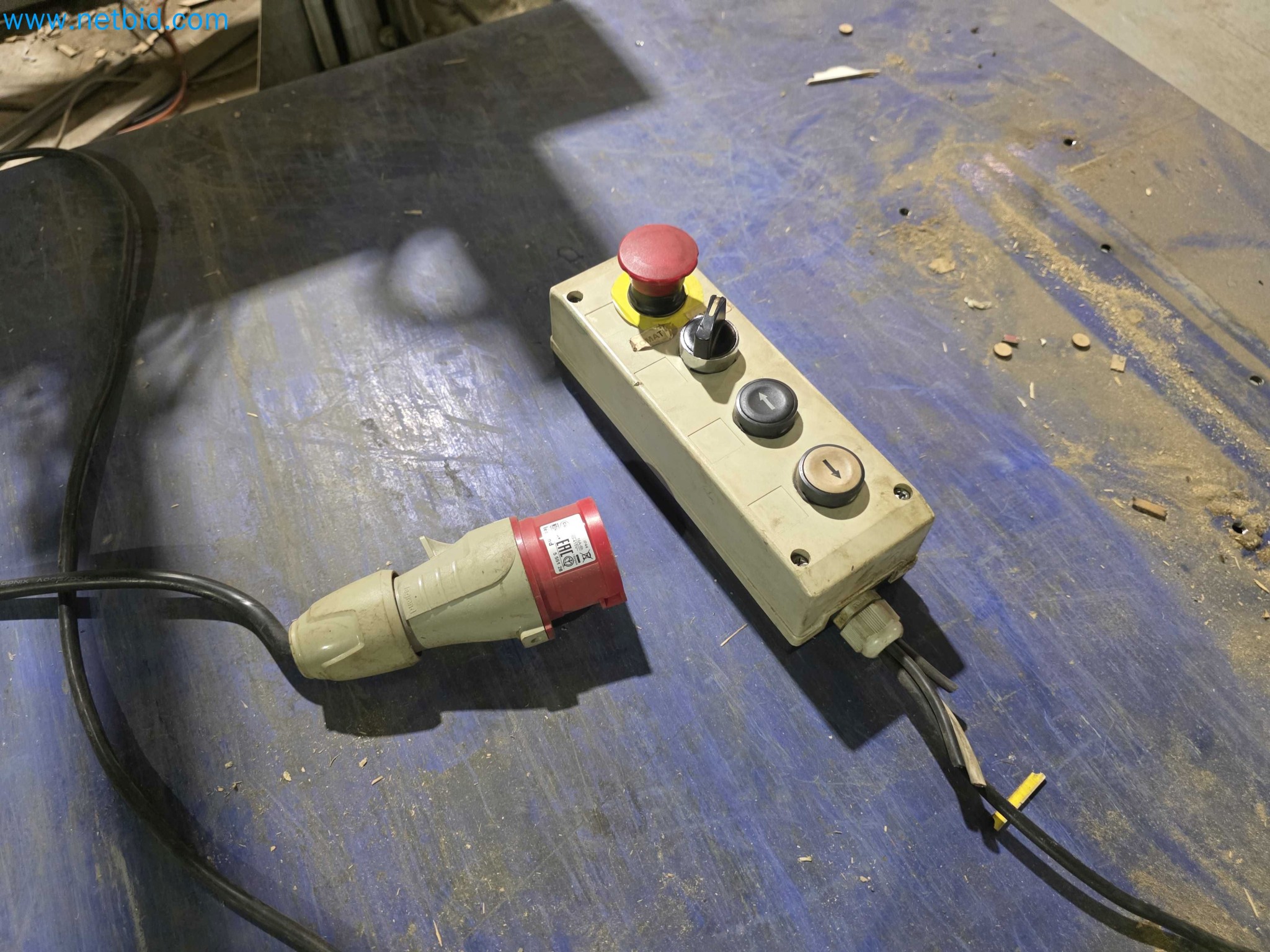 Liquidação de empresas - Máquinas de embalagem usadas para embalagem de frutas e legumes (linha de produção de MDF)-5