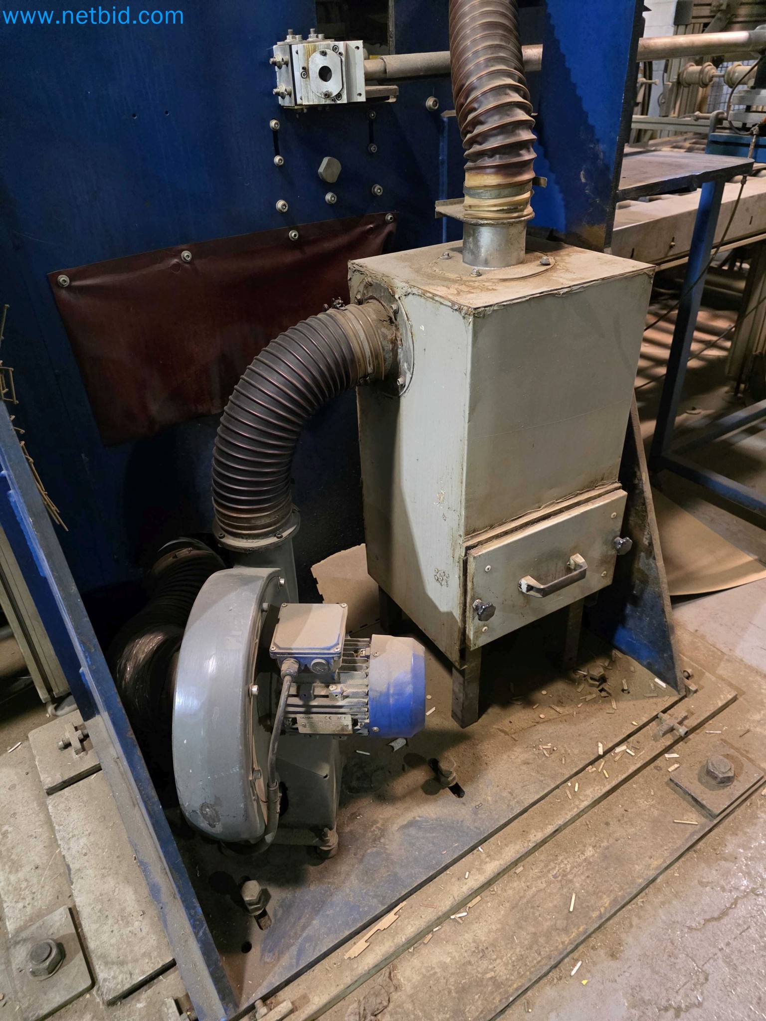 Liquidação de empresas - Máquinas de embalagem usadas para embalagem de frutas e legumes (linha de produção de MDF)-8