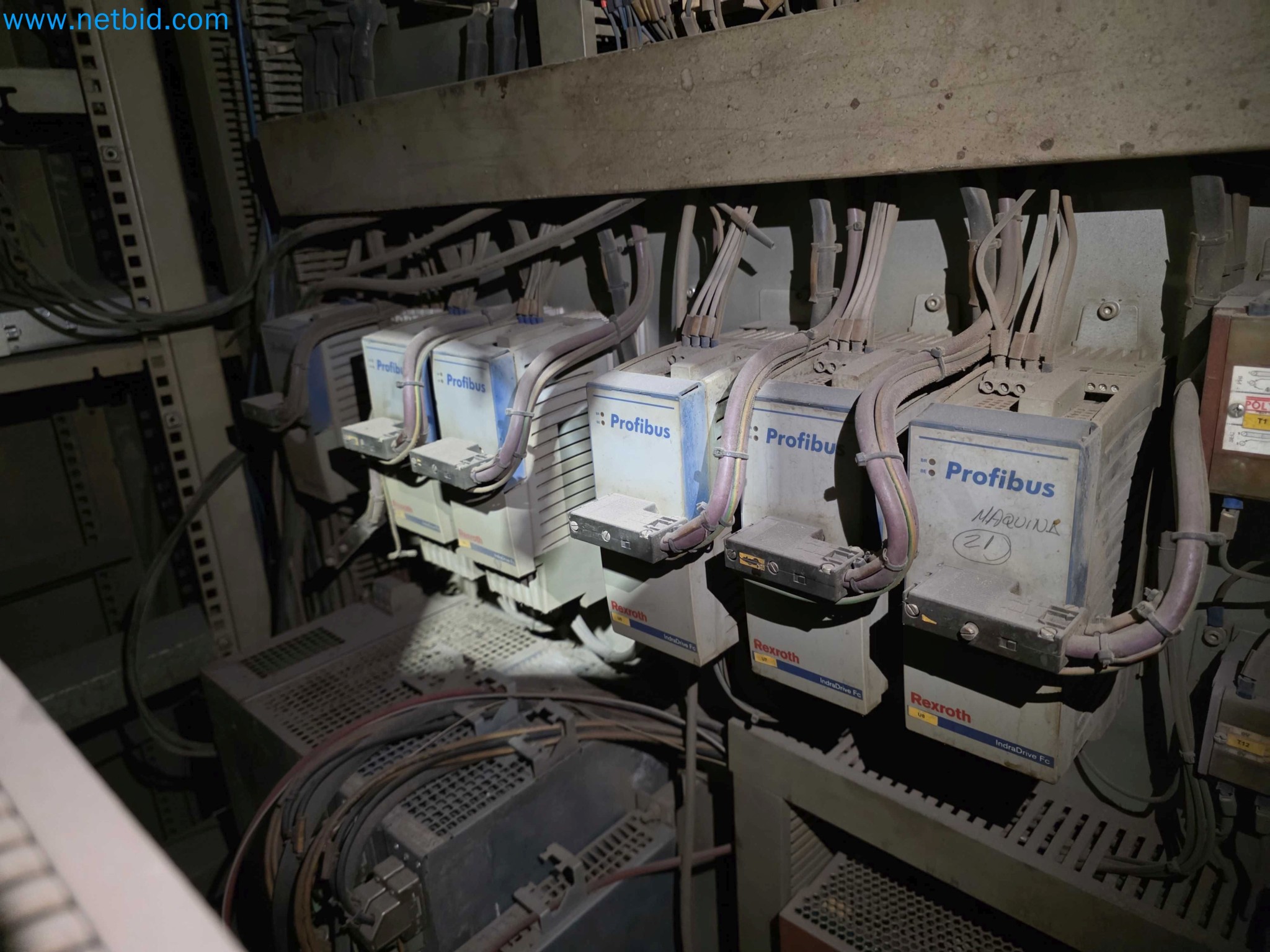 Liquidação de empresas - Máquinas de embalagem usadas para embalagem de frutas e legumes (linha de produção de MDF)-24