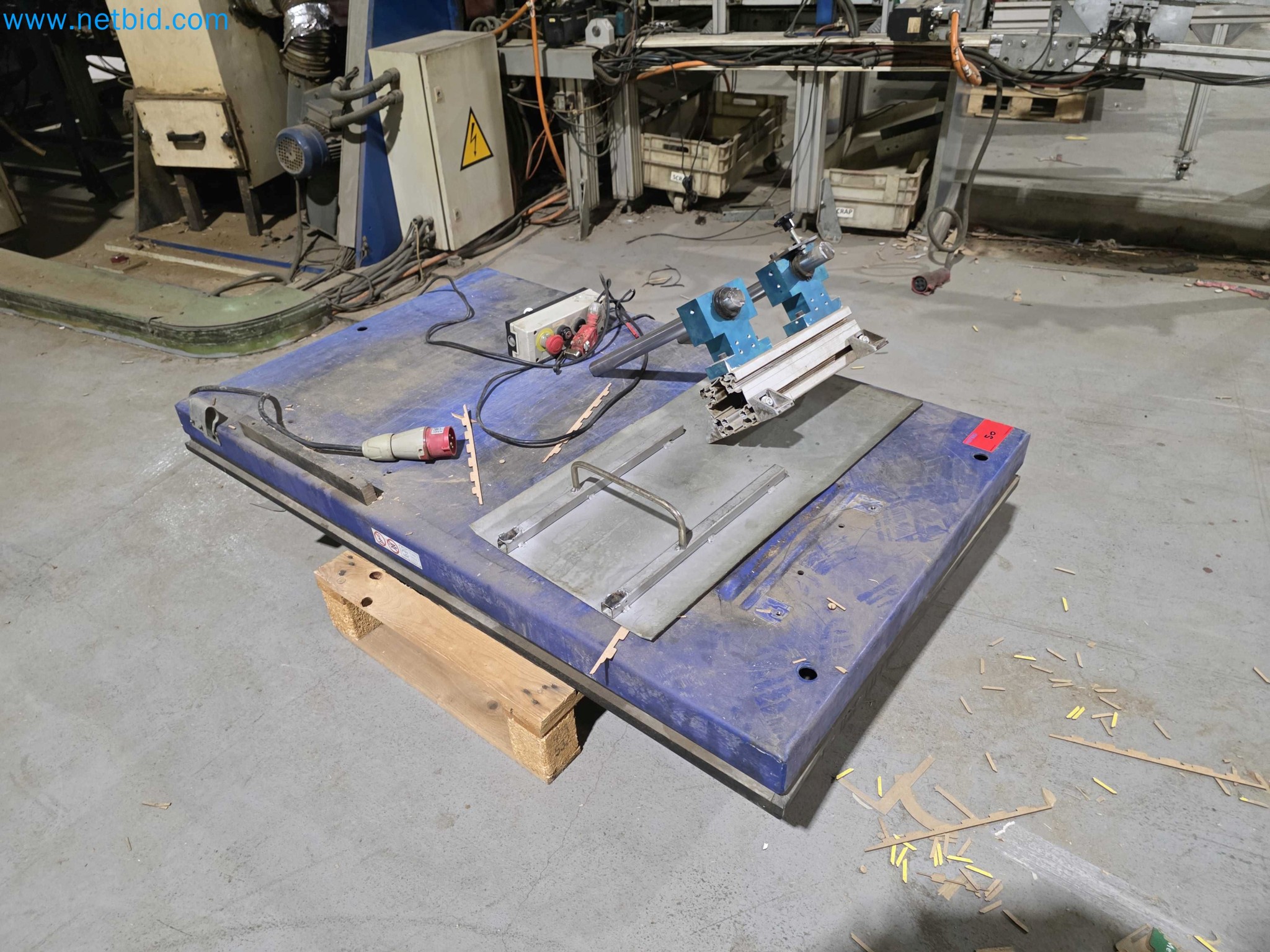 Liquidação de empresas - Máquinas de embalagem usadas para embalagem de frutas e legumes (linha de produção de MDF)-1