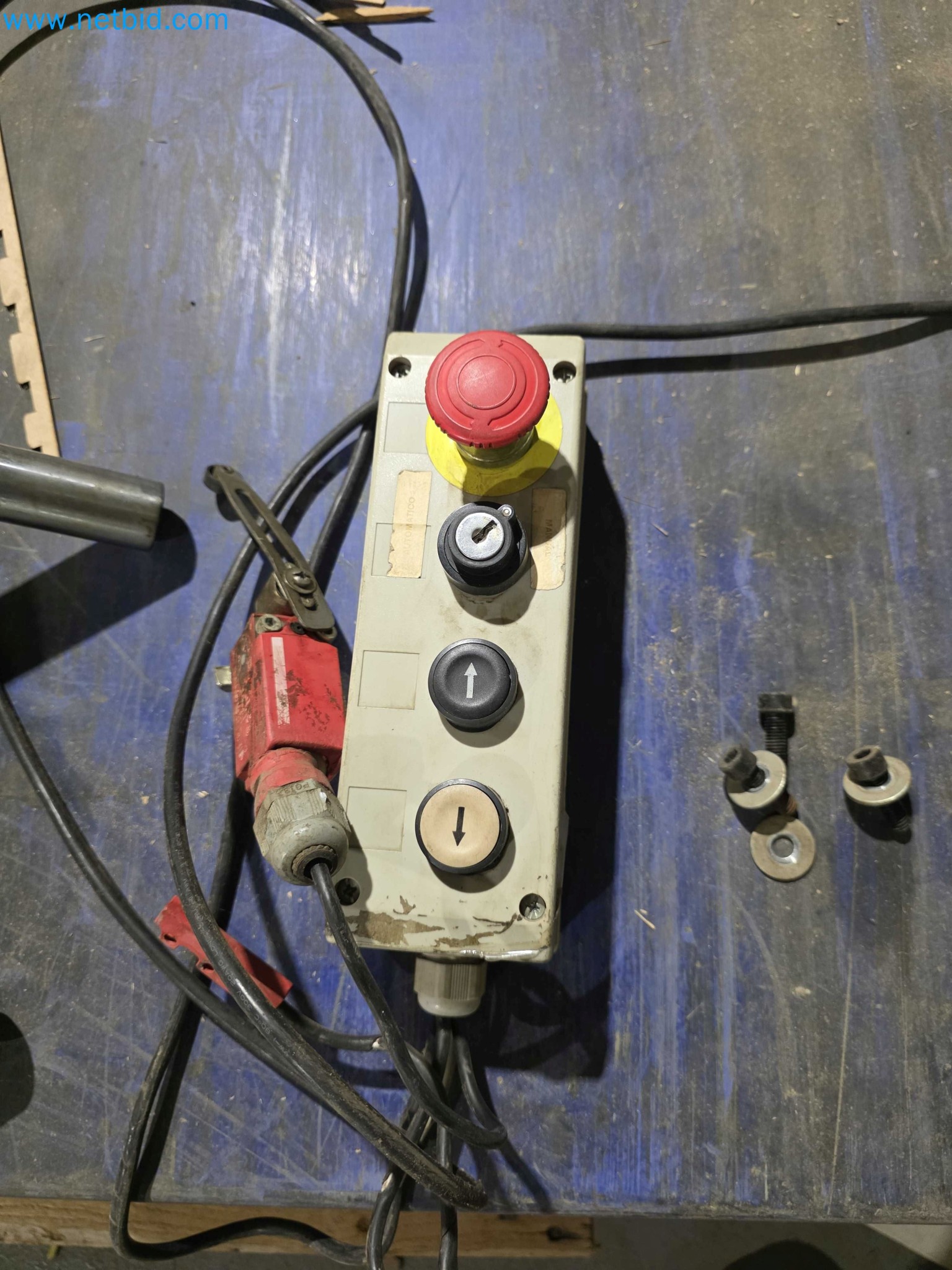 Liquidação de empresas - Máquinas de embalagem usadas para embalagem de frutas e legumes (linha de produção de MDF)-7