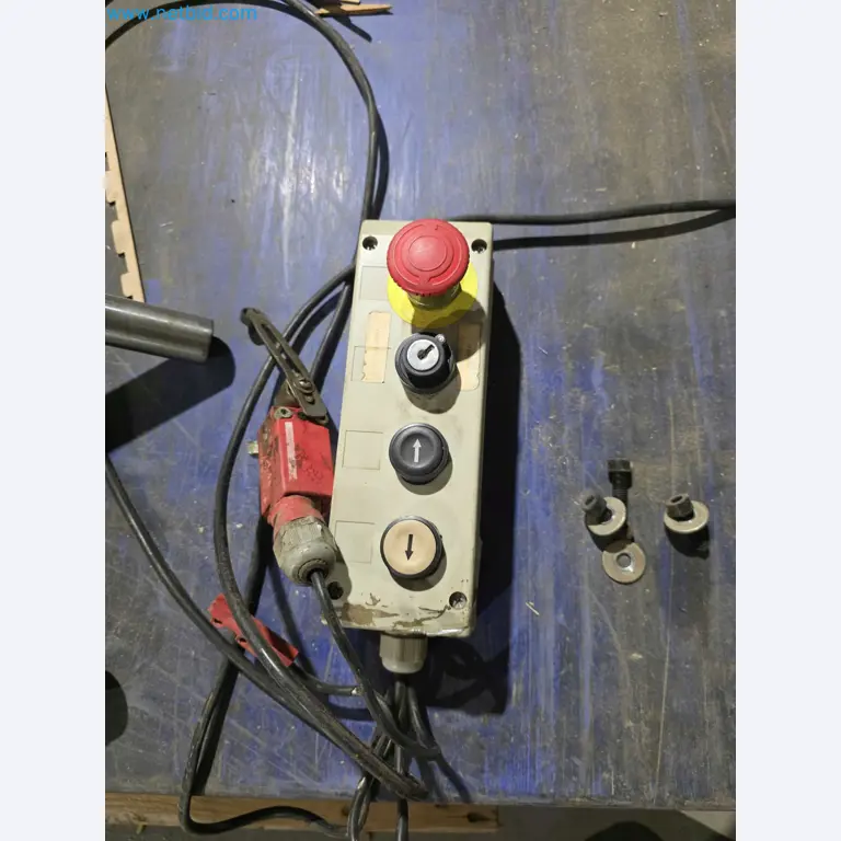 Liquidação de empresas - Máquinas de embalagem usadas para embalagem de frutas e legumes (linha de produção de MDF)-7