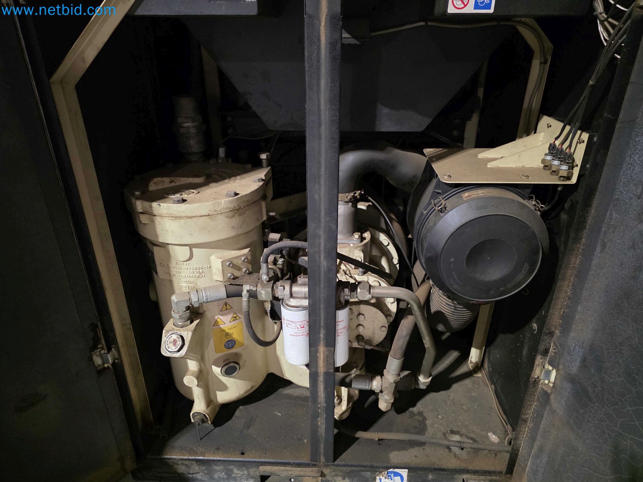 Liquidação de empresas - Máquinas de embalagem usadas para embalagem de frutas e legumes (linha de produção de MDF)-8