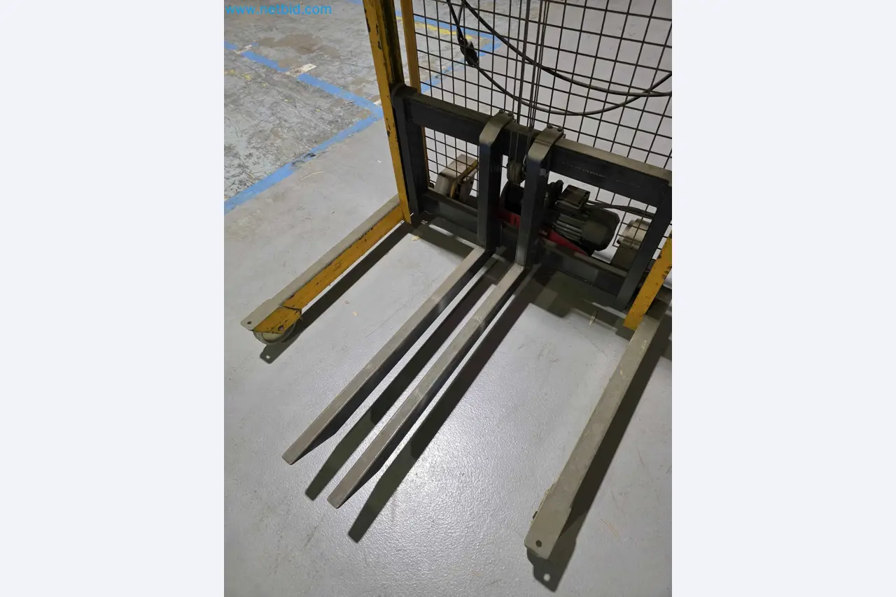 Liquidação de empresas - Máquinas de embalagem usadas para embalagem de frutas e legumes (linha de produção de MDF)-10