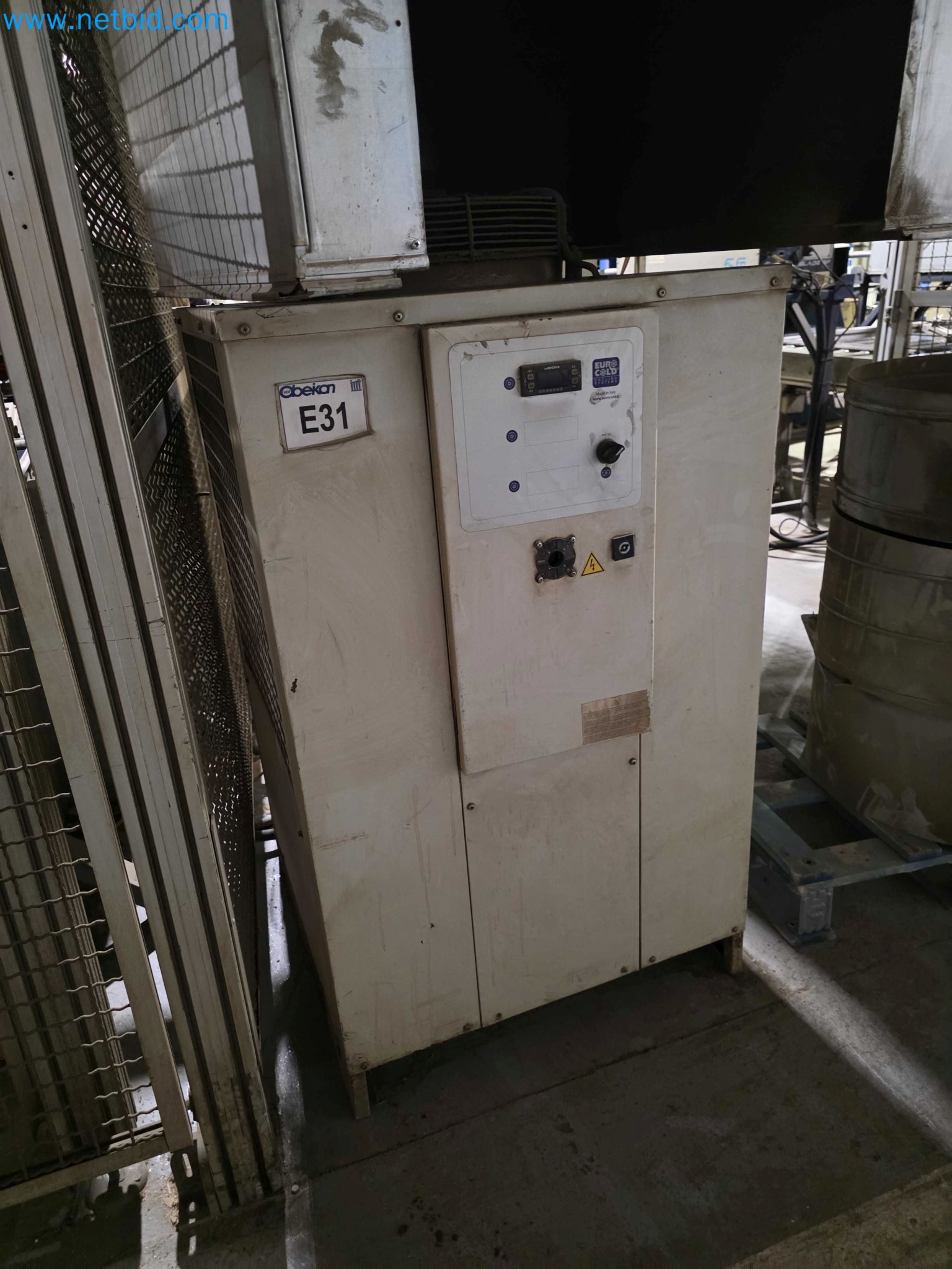 Liquidação de empresas - Máquinas de embalagem usadas para embalagem de frutas e legumes (linha de produção de MDF)-24