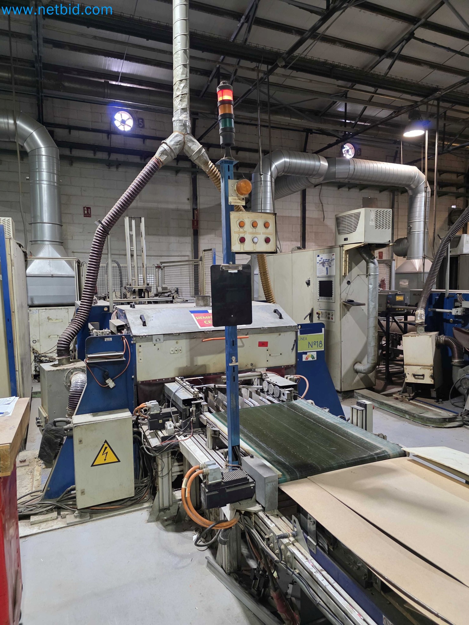 Liquidação de empresas - Máquinas de embalagem usadas para embalagem de frutas e legumes (linha de produção de MDF)-2