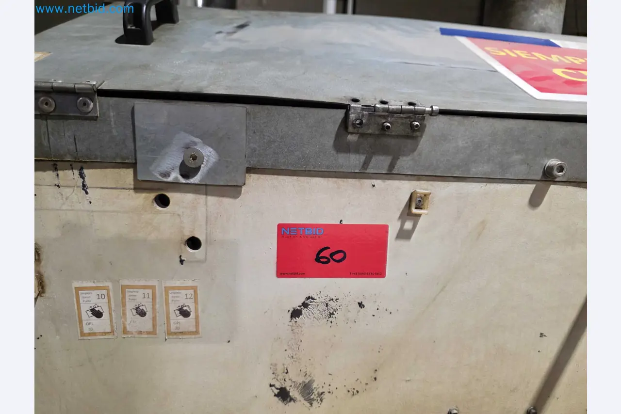 Liquidação de empresas - Máquinas de embalagem usadas para embalagem de frutas e legumes (linha de produção de MDF)-12