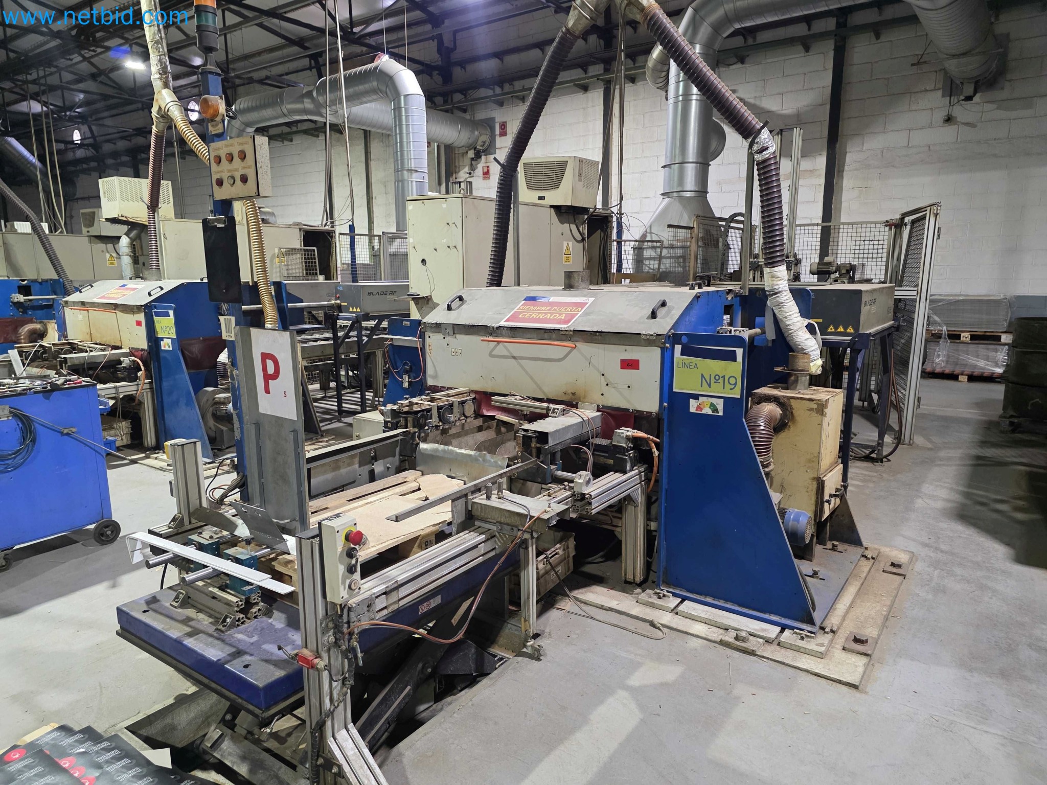 Liquidação de empresas - Máquinas de embalagem usadas para embalagem de frutas e legumes (linha de produção de MDF)-1