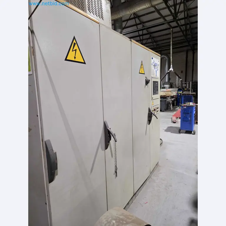 Liquidação de empresas - Máquinas de embalagem usadas para embalagem de frutas e legumes (linha de produção de MDF)-24