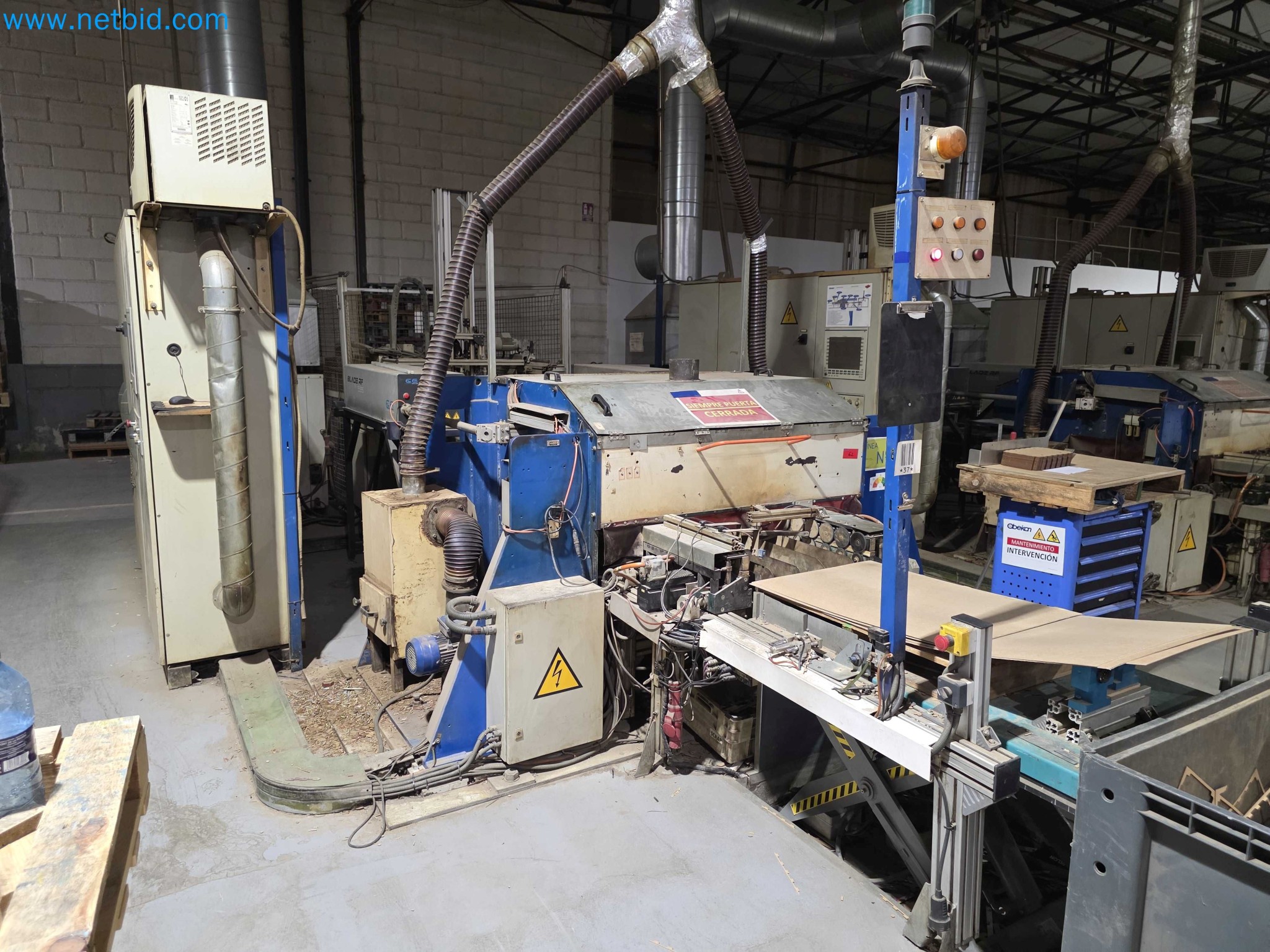 Liquidação de empresas - Máquinas de embalagem usadas para embalagem de frutas e legumes (linha de produção de MDF)-1