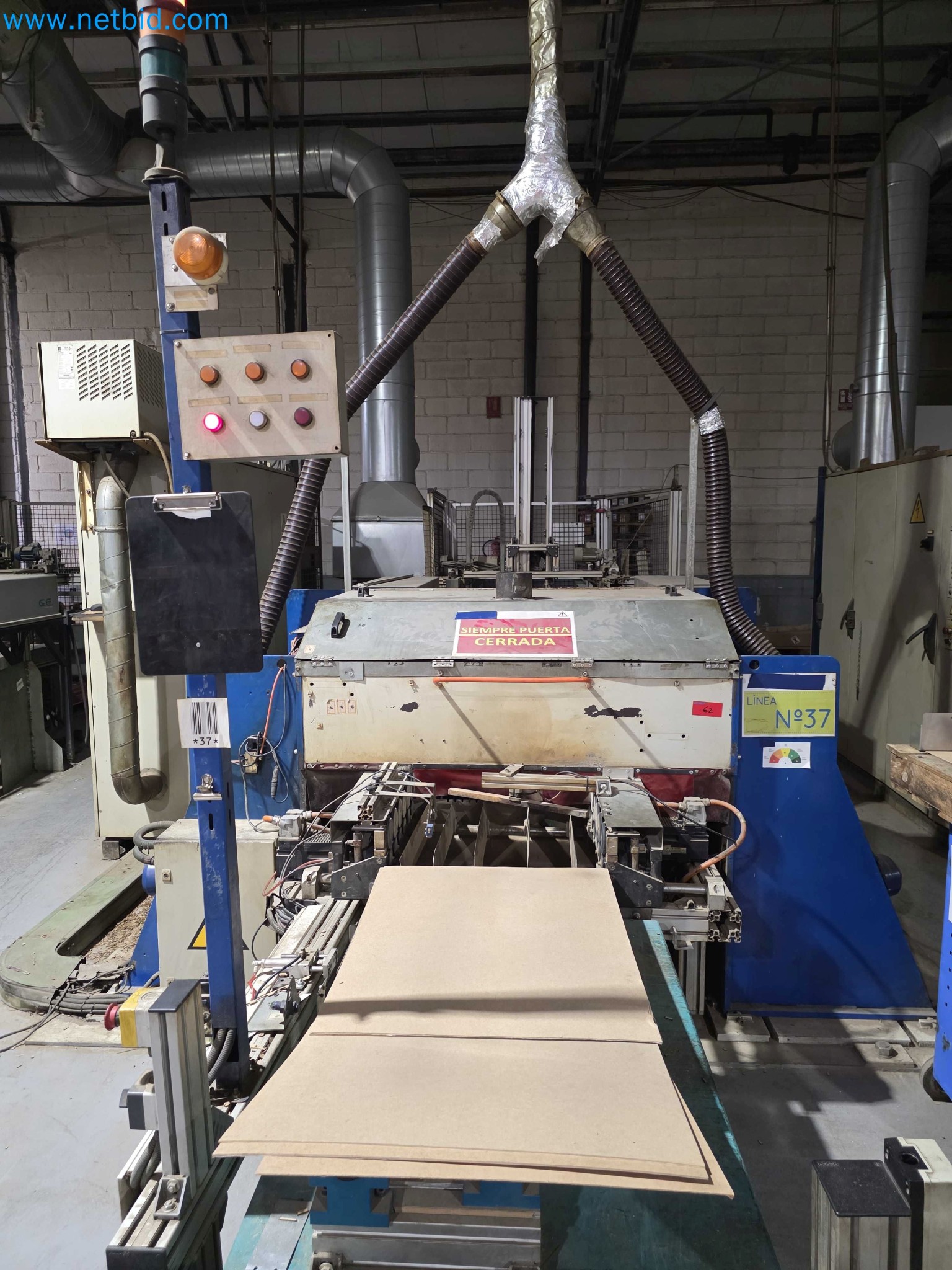 Liquidação de empresas - Máquinas de embalagem usadas para embalagem de frutas e legumes (linha de produção de MDF)-2