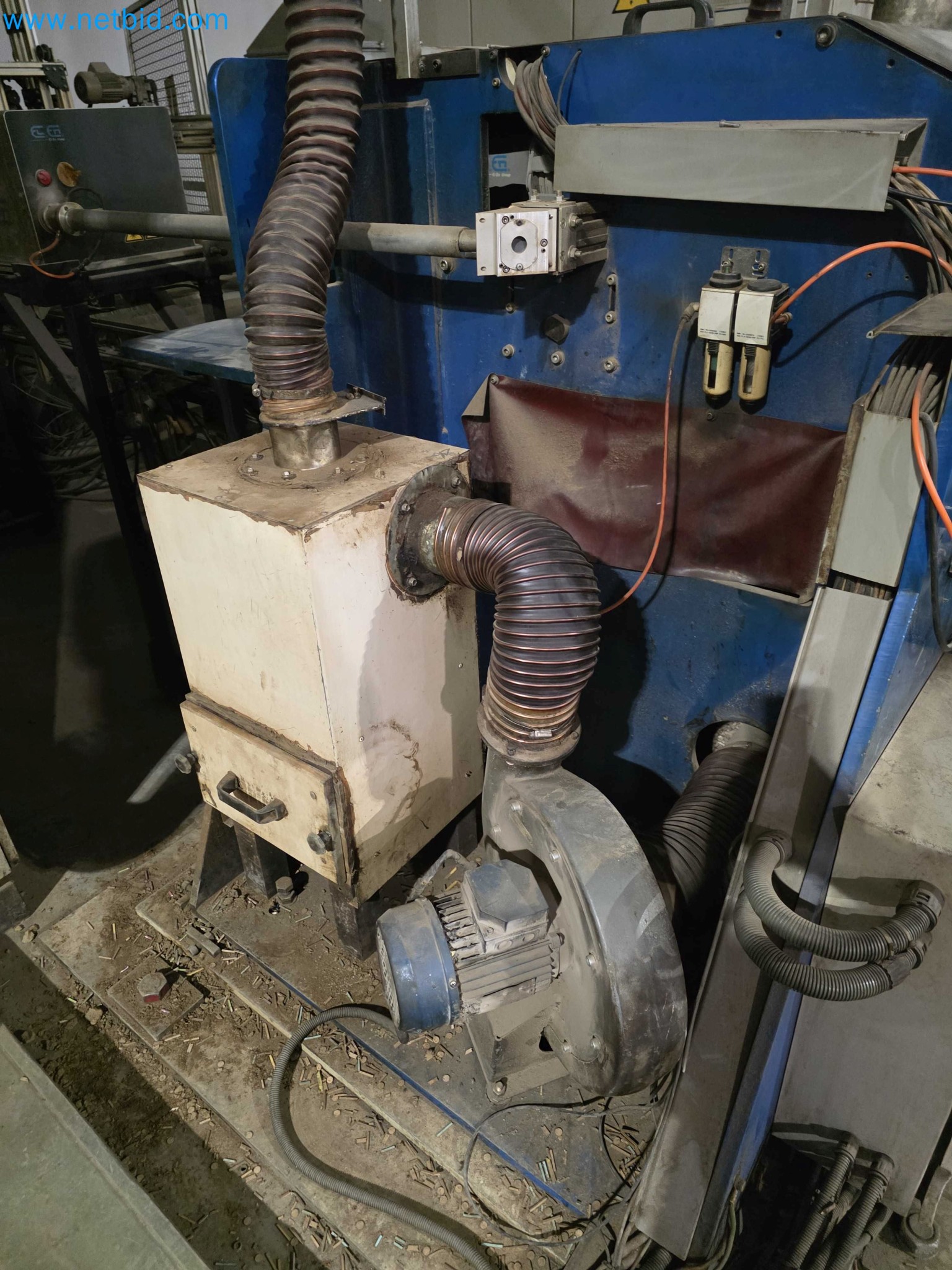 Liquidação de empresas - Máquinas de embalagem usadas para embalagem de frutas e legumes (linha de produção de MDF)-12