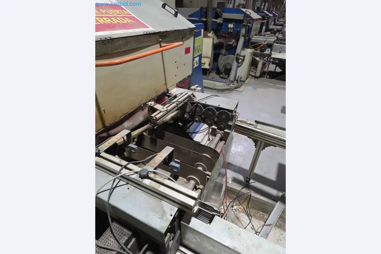 Liquidação de empresas - Máquinas de embalagem usadas para embalagem de frutas e legumes (linha de produção de MDF)-6